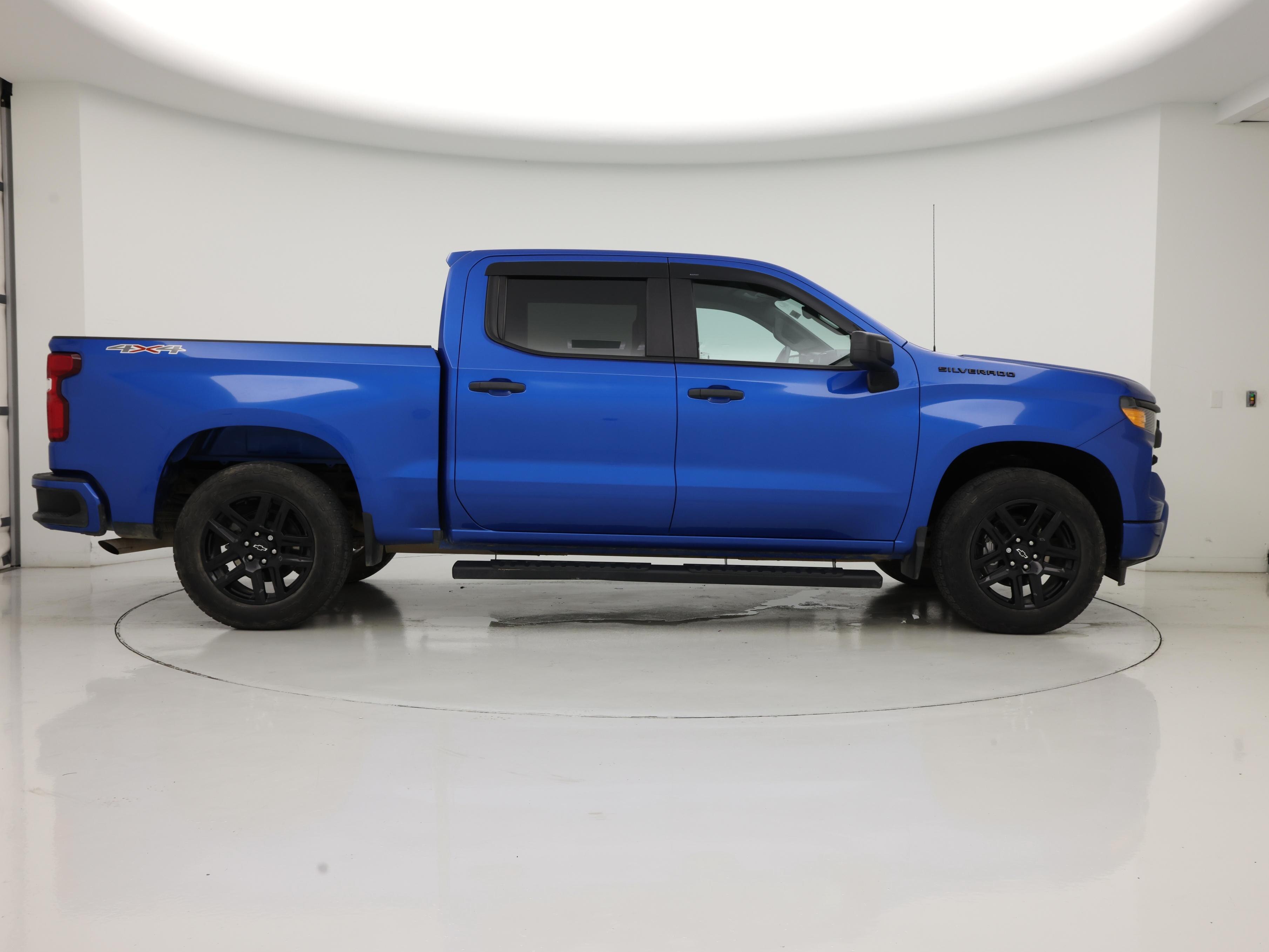 Thumbnail: 2023 Chevrolet Silverado 1500 - 7