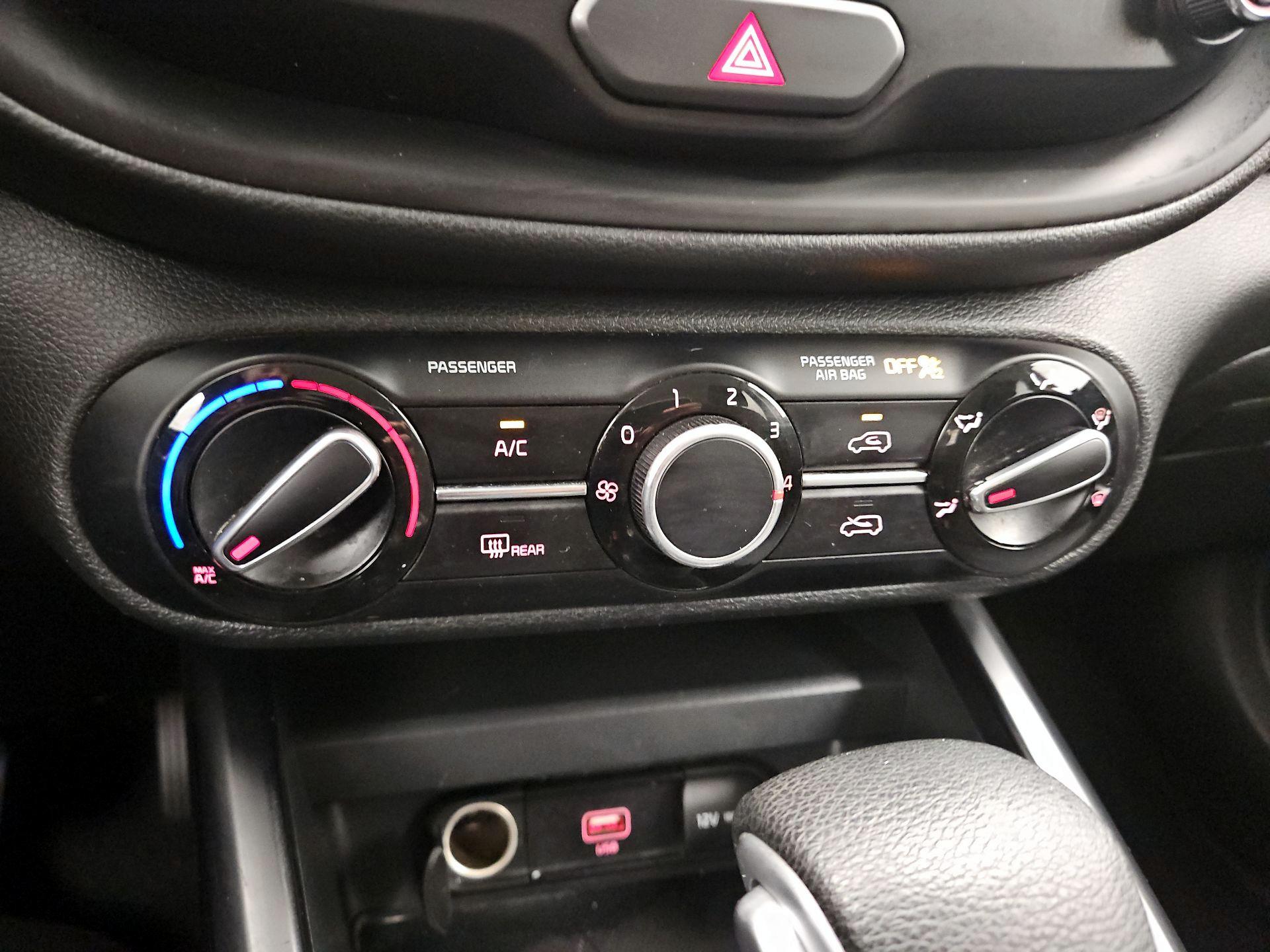Thumbnail: 2021 Kia Soul - 16