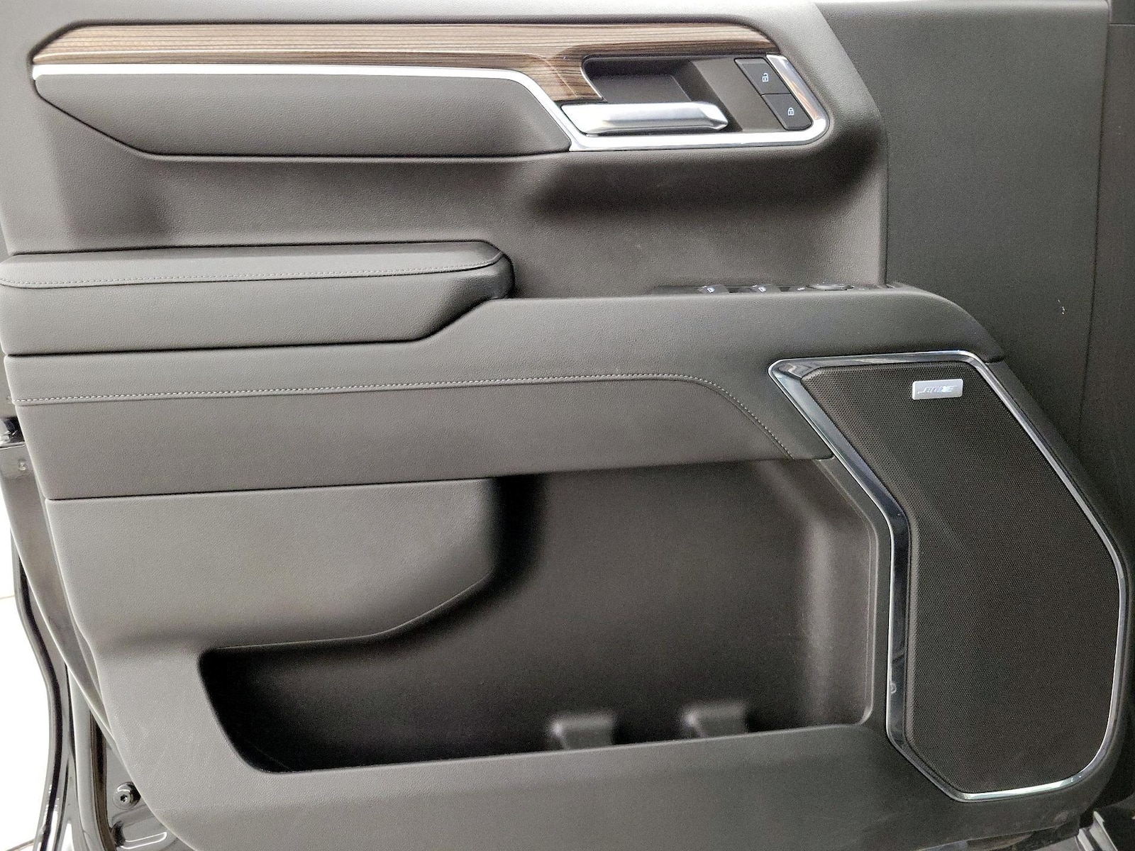 2023 Chevrolet Silverado 1500 RST - Photo 13