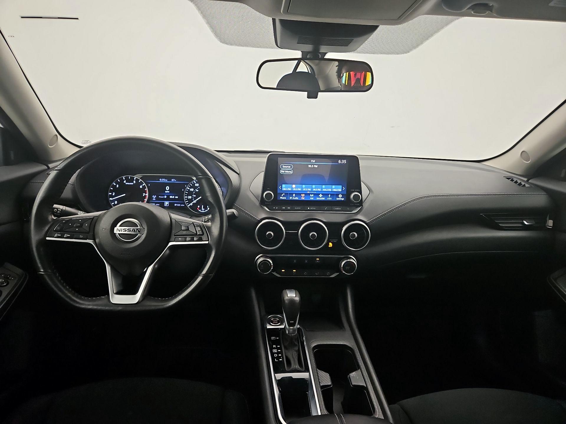 Thumbnail: 2022 Nissan Sentra - 9