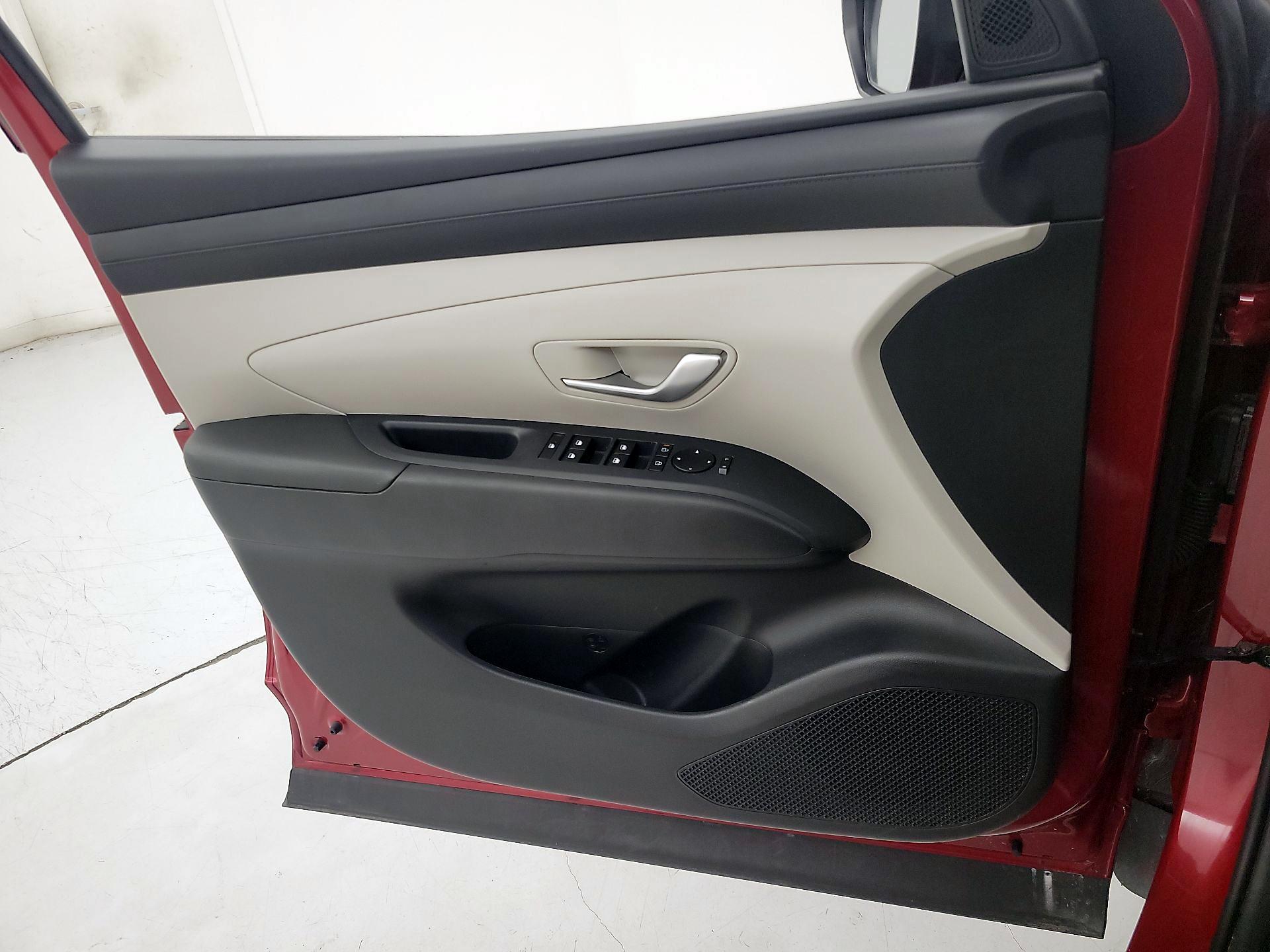 Thumbnail: 2025 Hyundai Tucson - 12