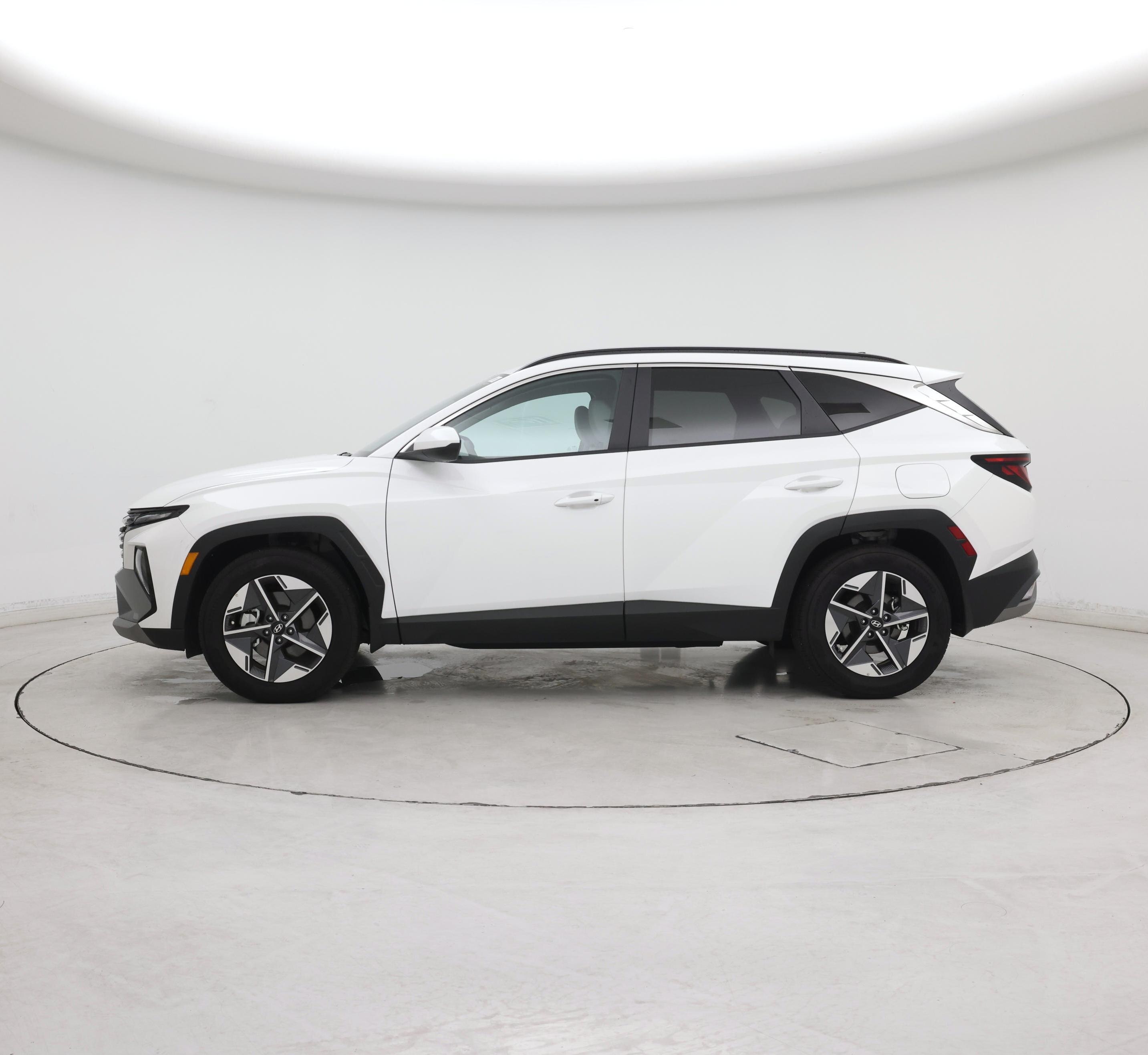 Thumbnail: 2026 Hyundai Tucson - 3
