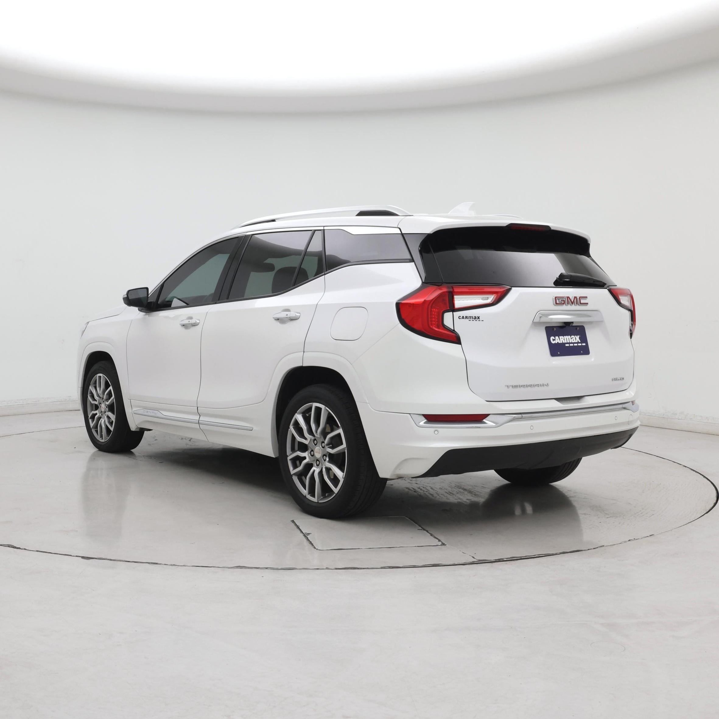 Thumbnail: 2022 GMC Terrain - 2