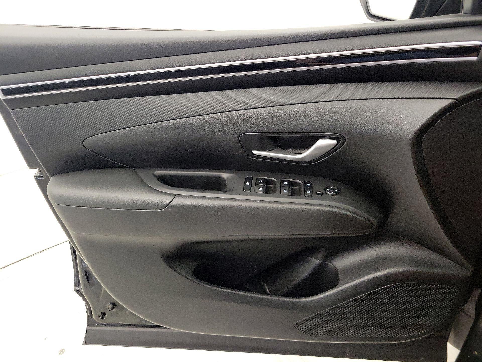 Thumbnail: 2023 Hyundai Tucson - 12