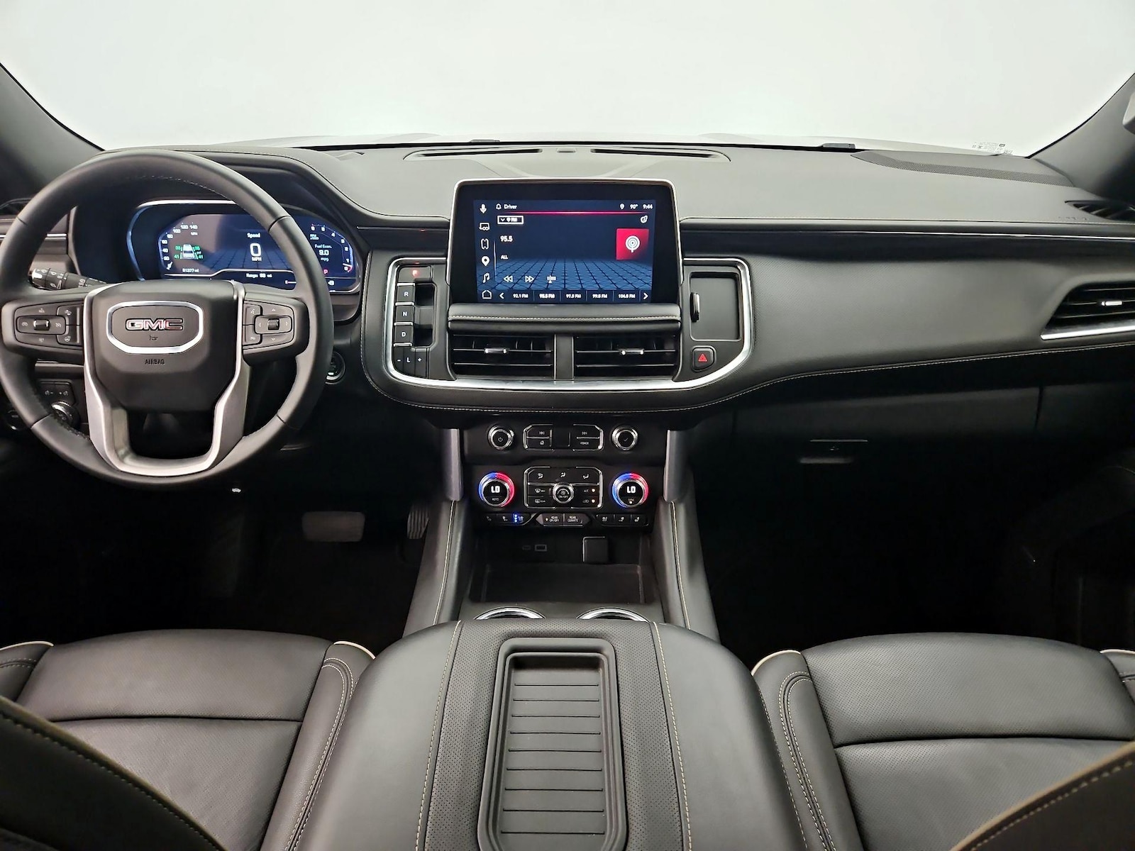 2024 GMC Yukon SLT - Photo 10