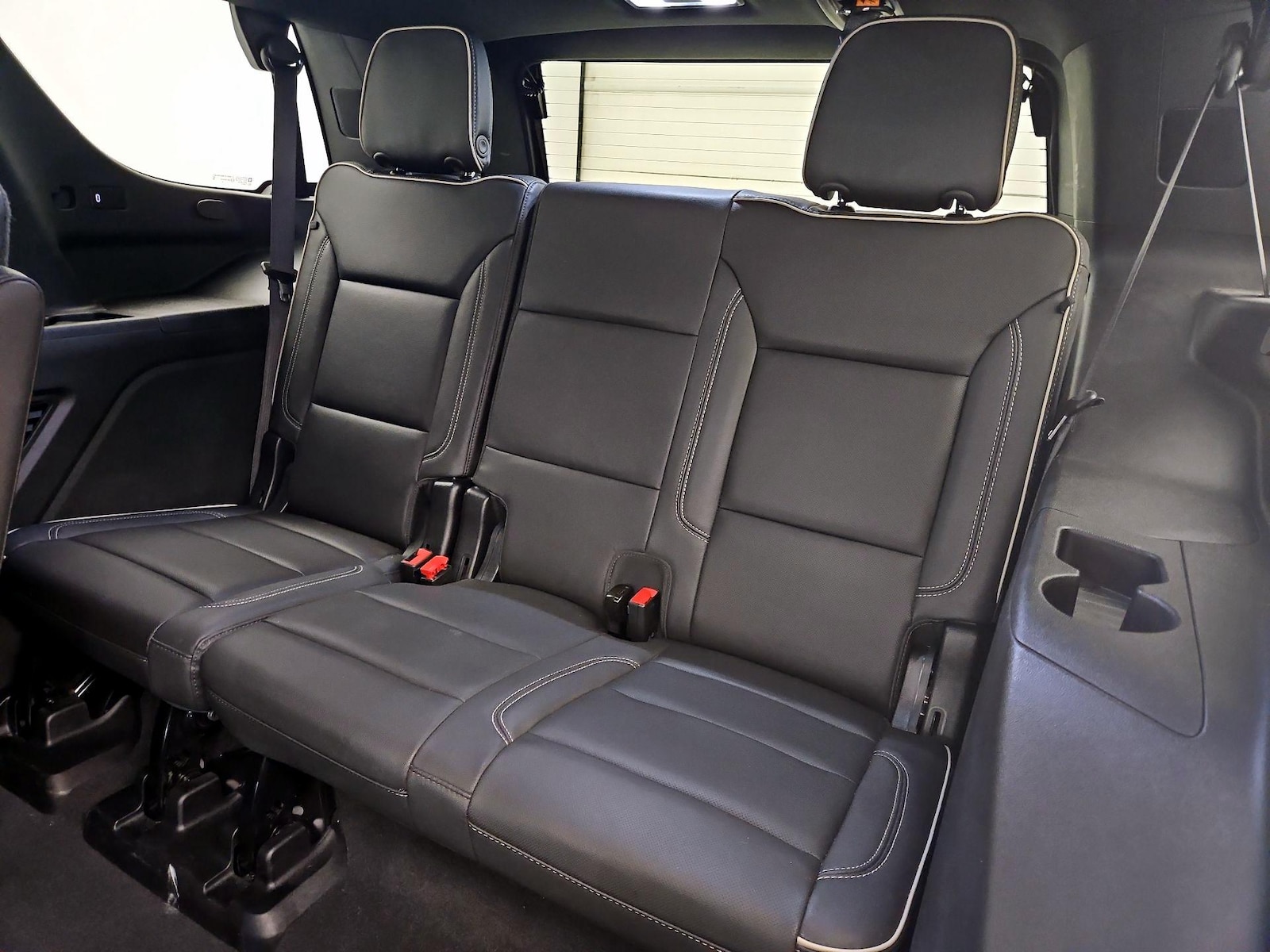 2024 GMC Yukon SLT - Photo 22