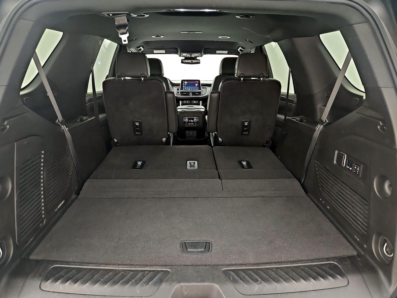2024 GMC Yukon SLT - Photo 24