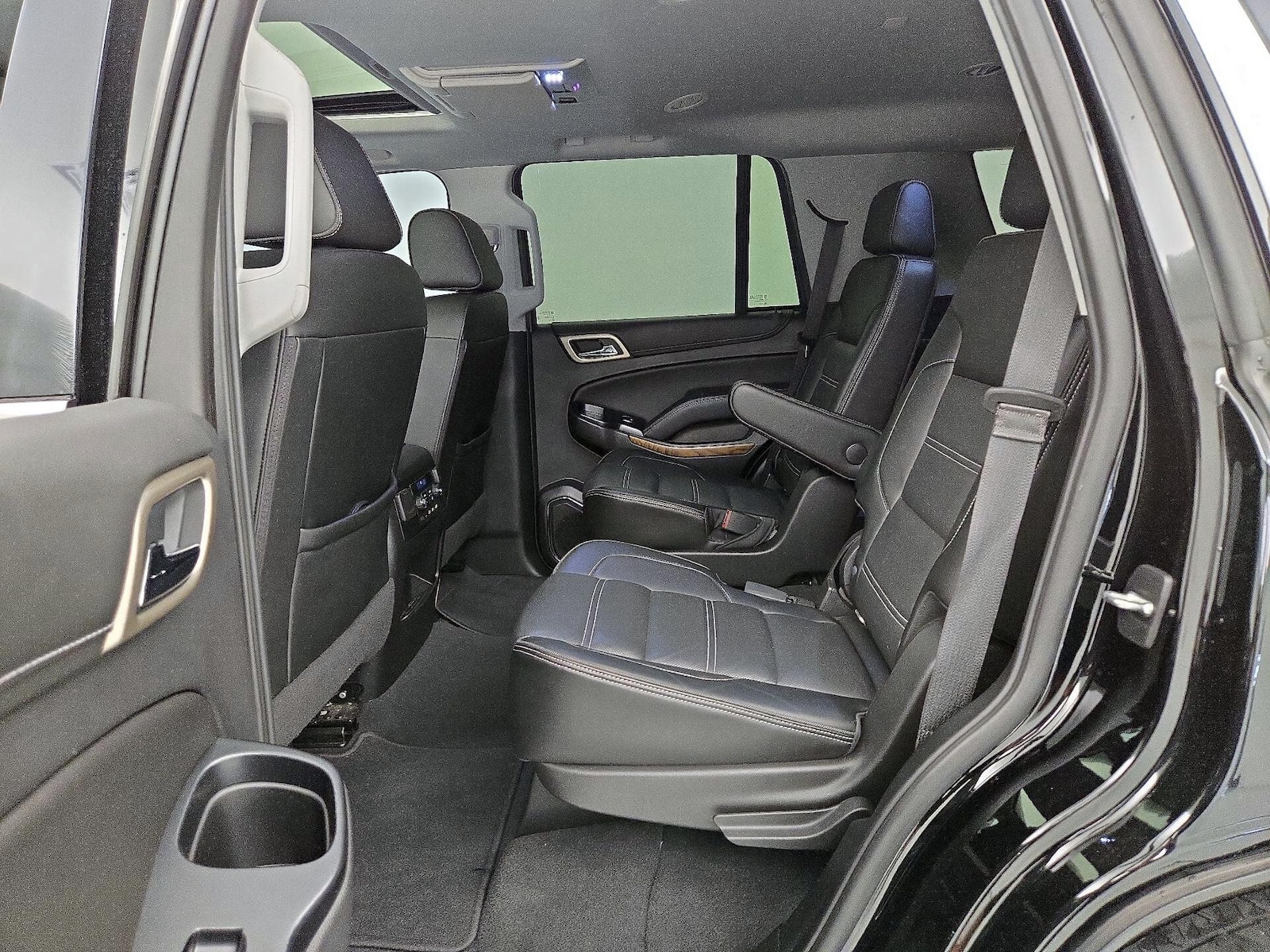 2020 GMC Yukon Denali - Photo 21