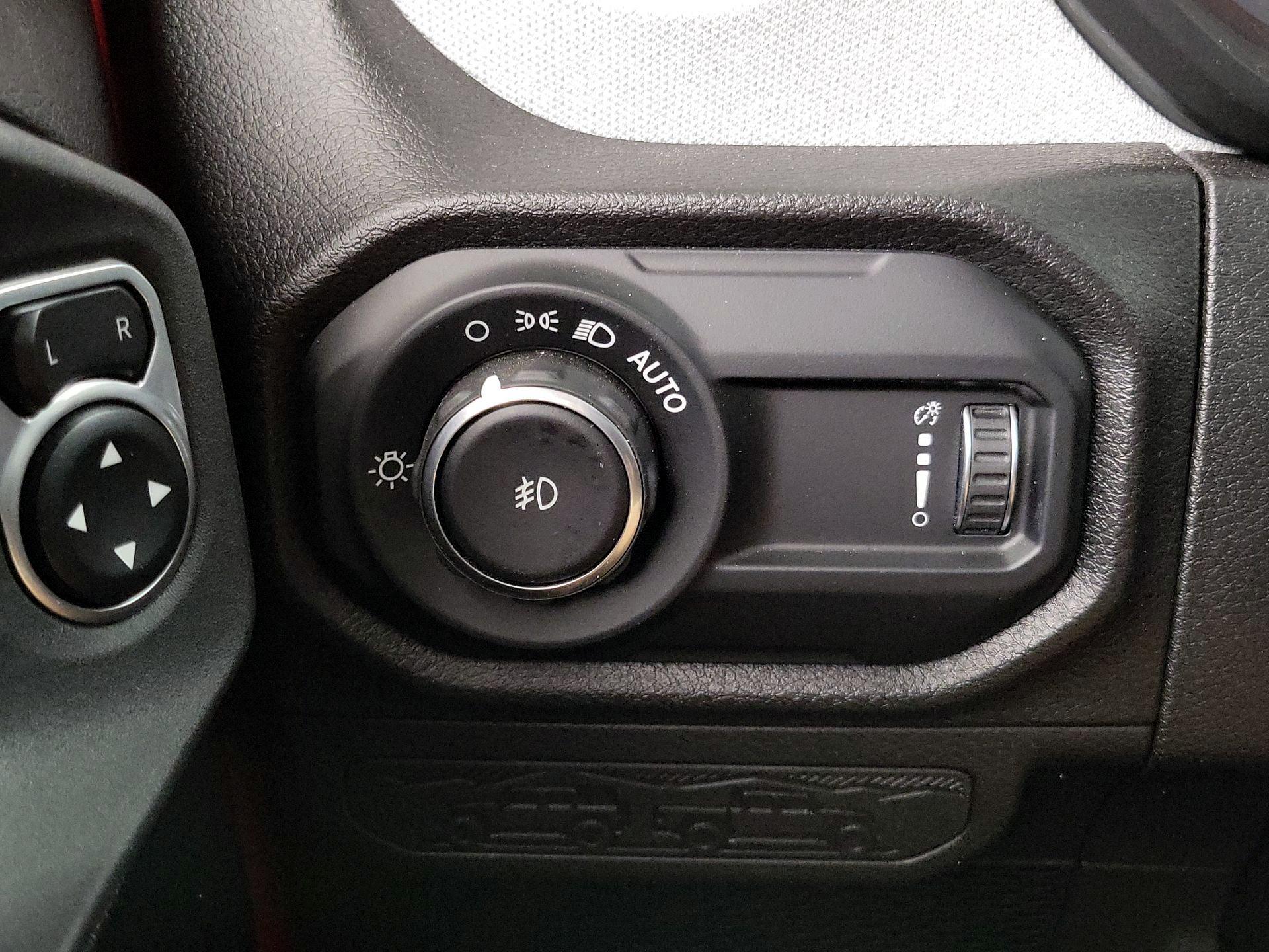 Thumbnail: 2025 Jeep Wrangler - 13
