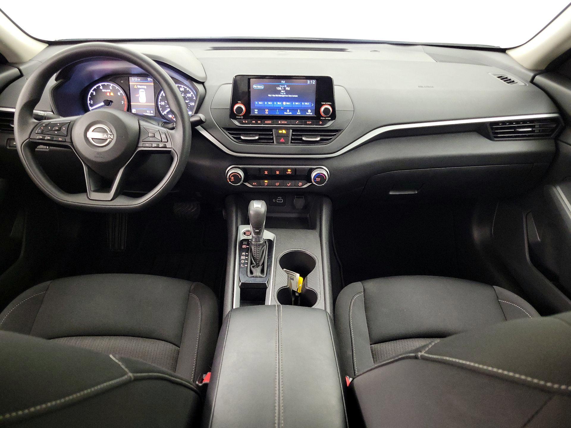 Thumbnail: 2024 Nissan Altima - 9