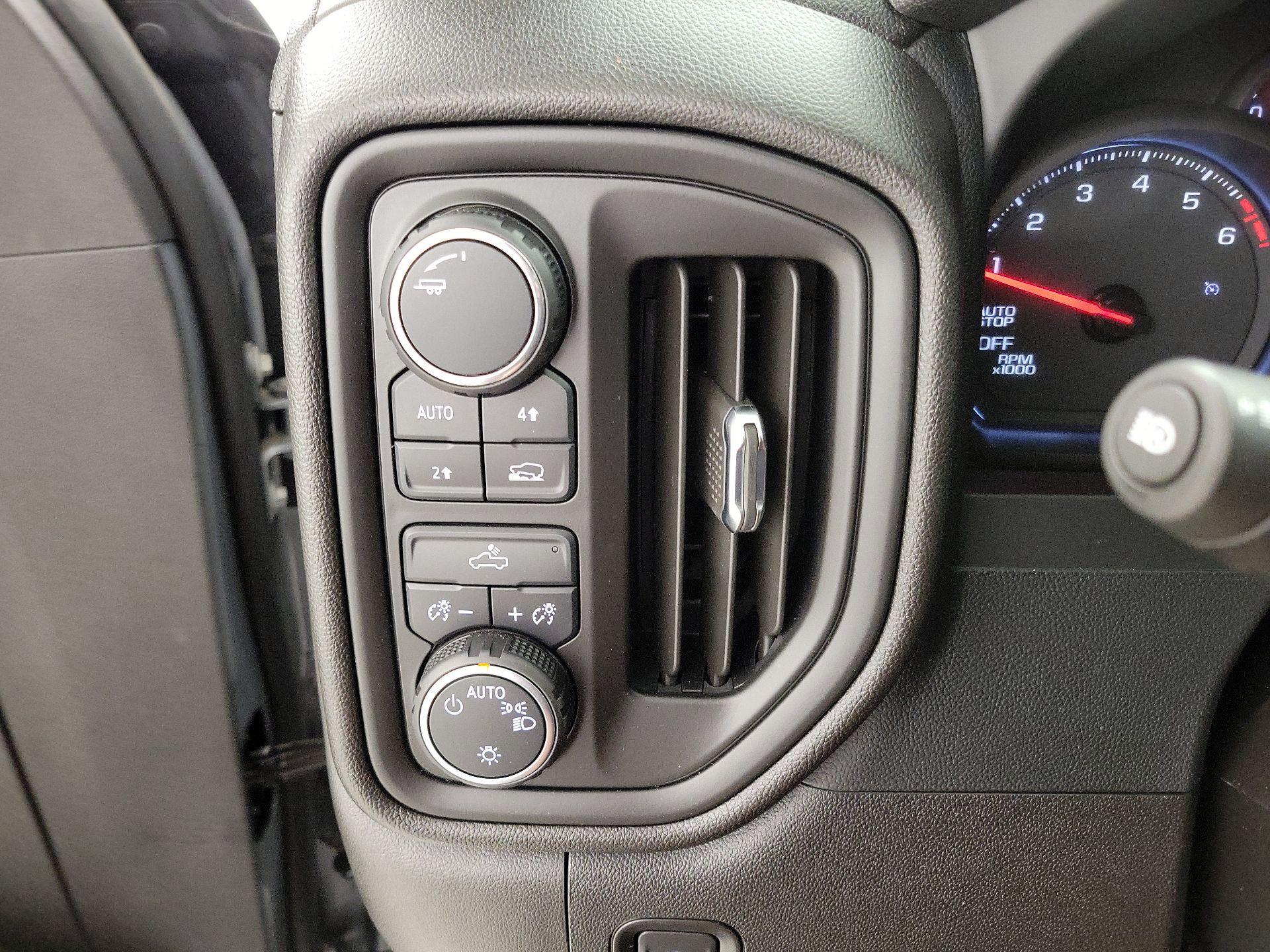 Thumbnail: 2024 Chevrolet Silverado 1500 - 13