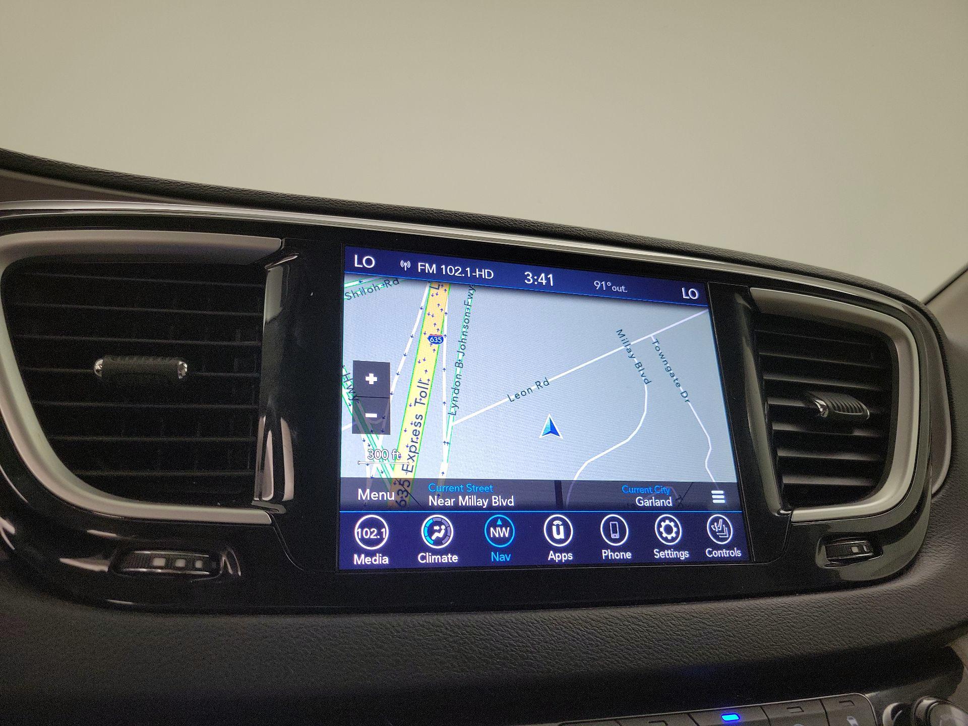 Thumbnail: 2020 Chrysler Pacifica - 14
