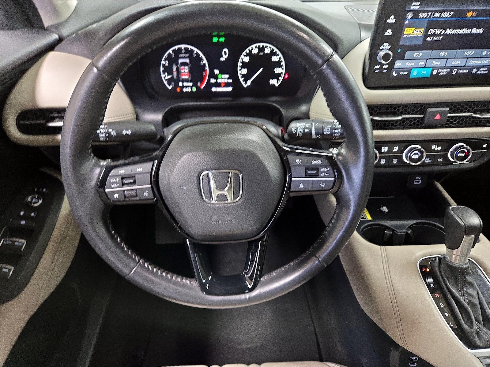2025 Honda HR-V EX-L - Photo 11