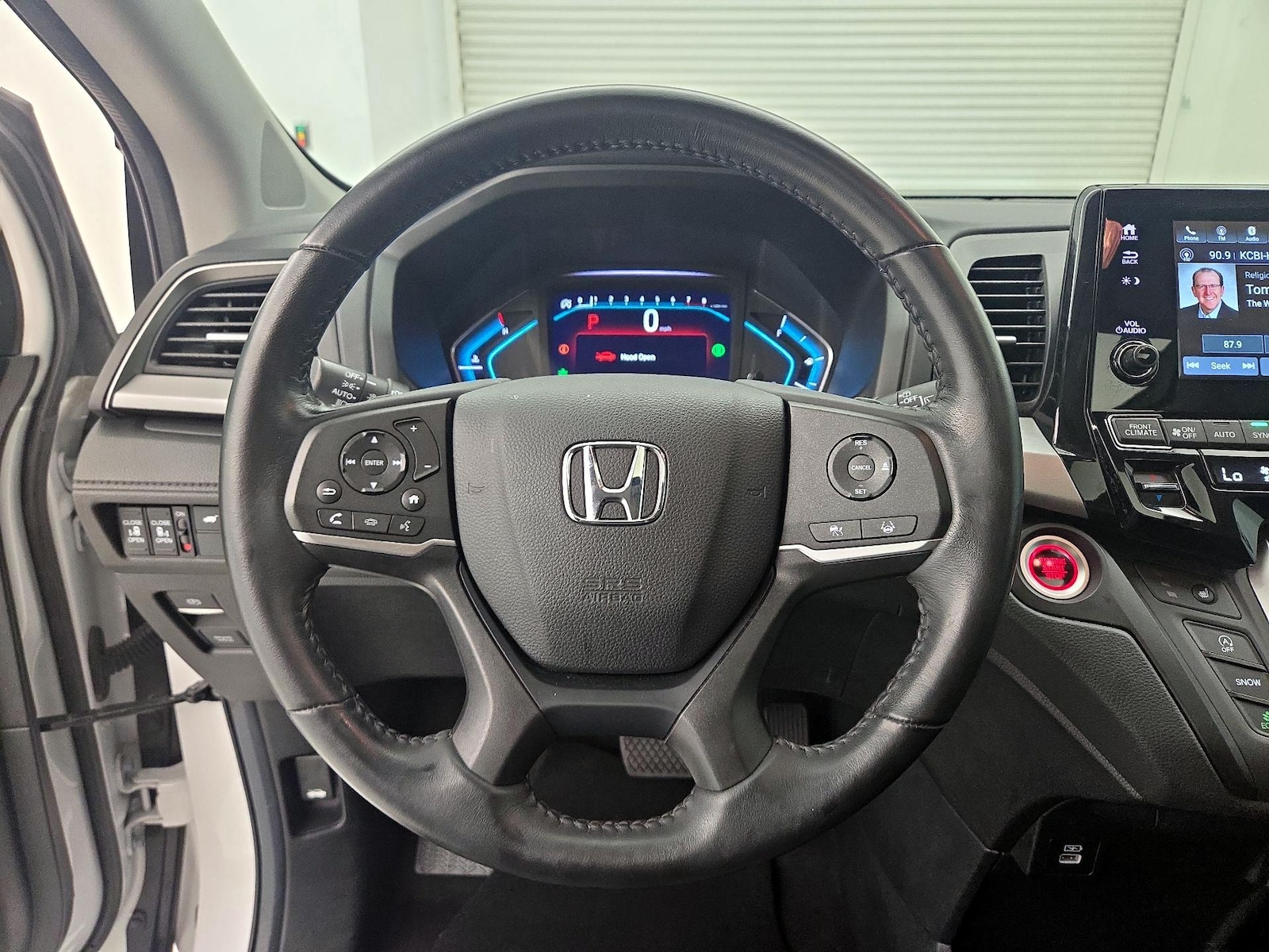 2024 Honda Odyssey EX-L - Photo 11