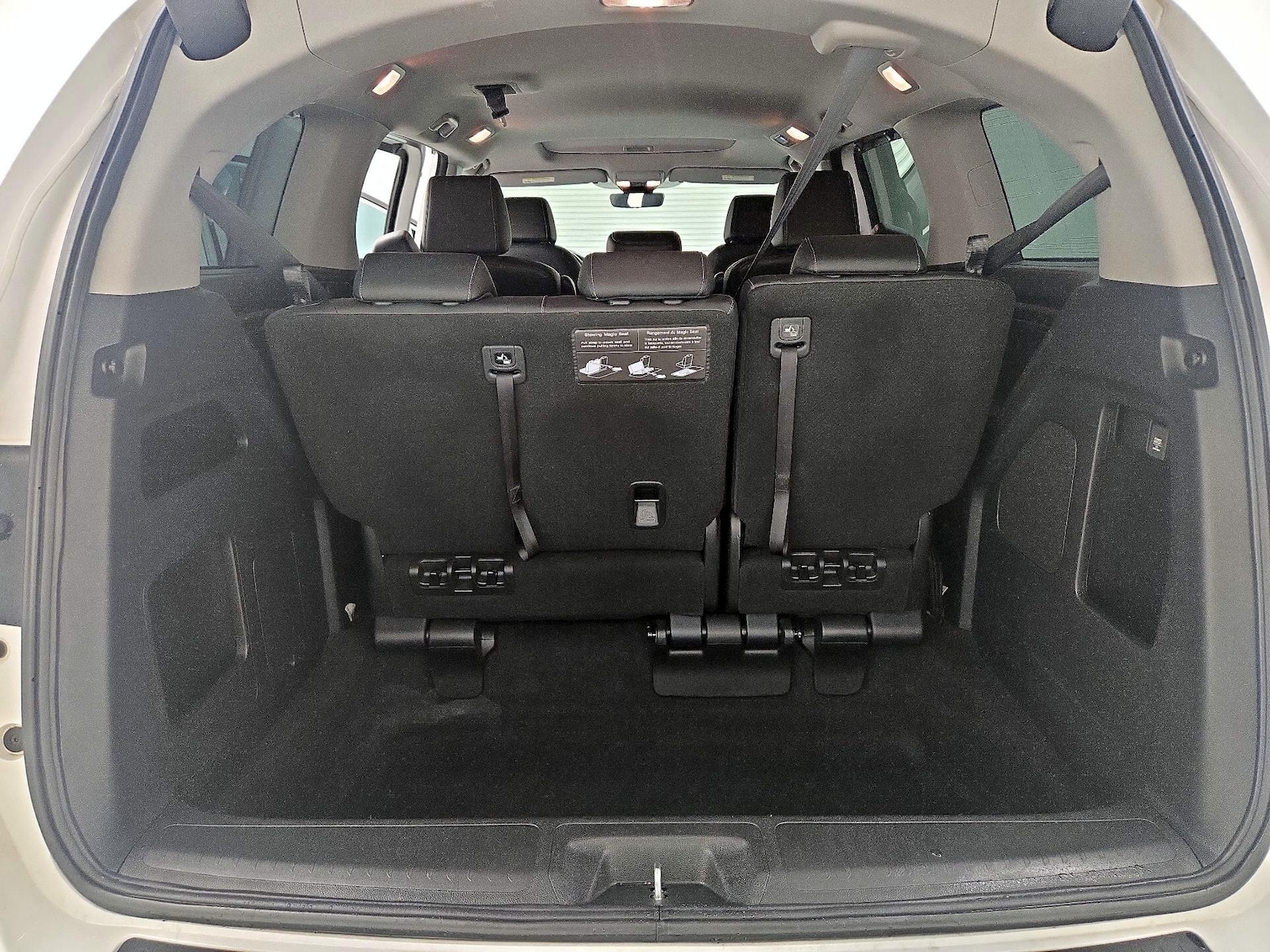 2024 Honda Odyssey EX-L - Photo 23