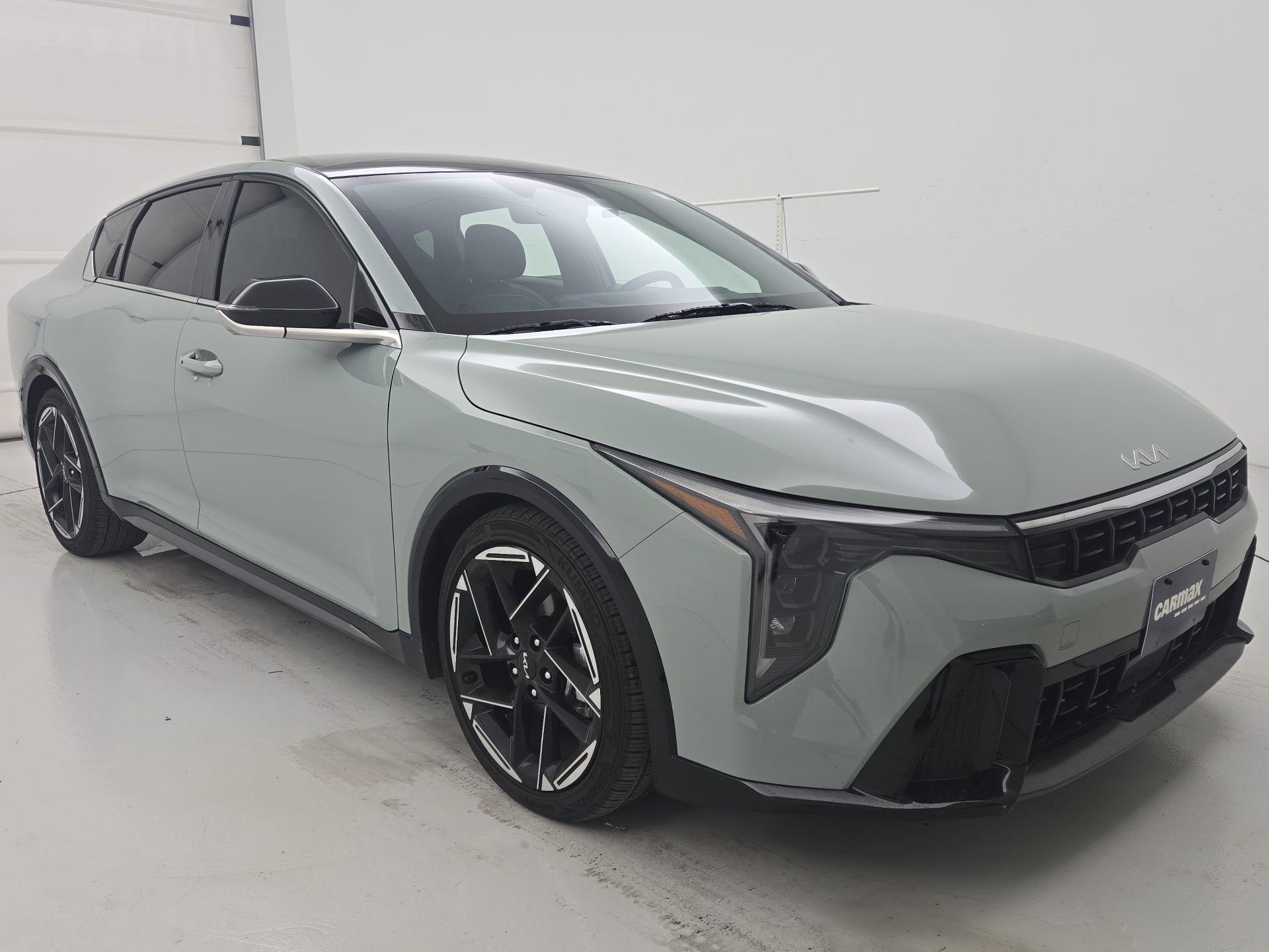 Thumbnail: 2025 Kia K4 - 1
