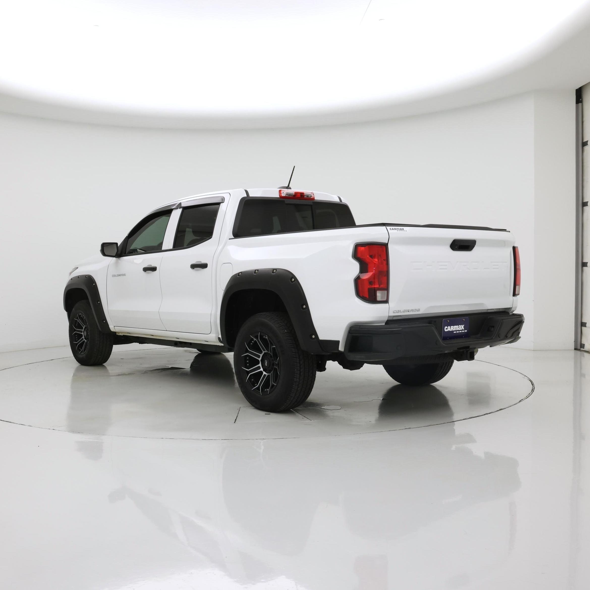 Thumbnail: 2024 Chevrolet Colorado - 2