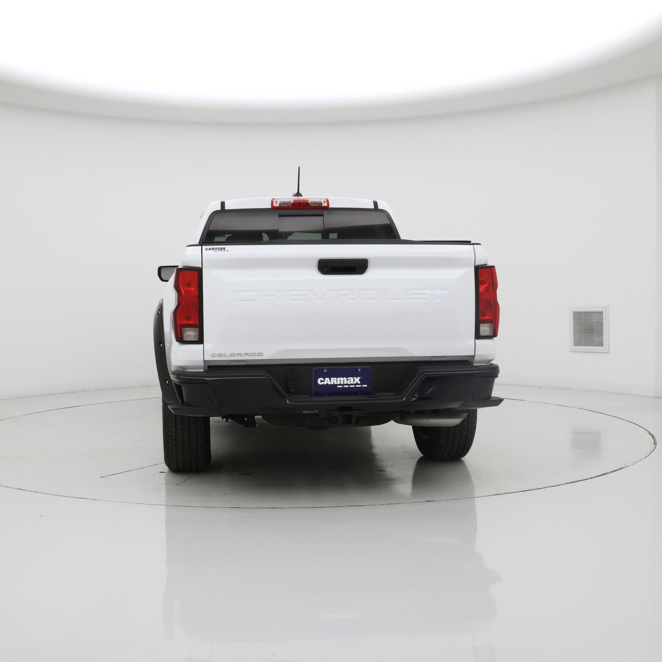 Thumbnail: 2024 Chevrolet Colorado - 6