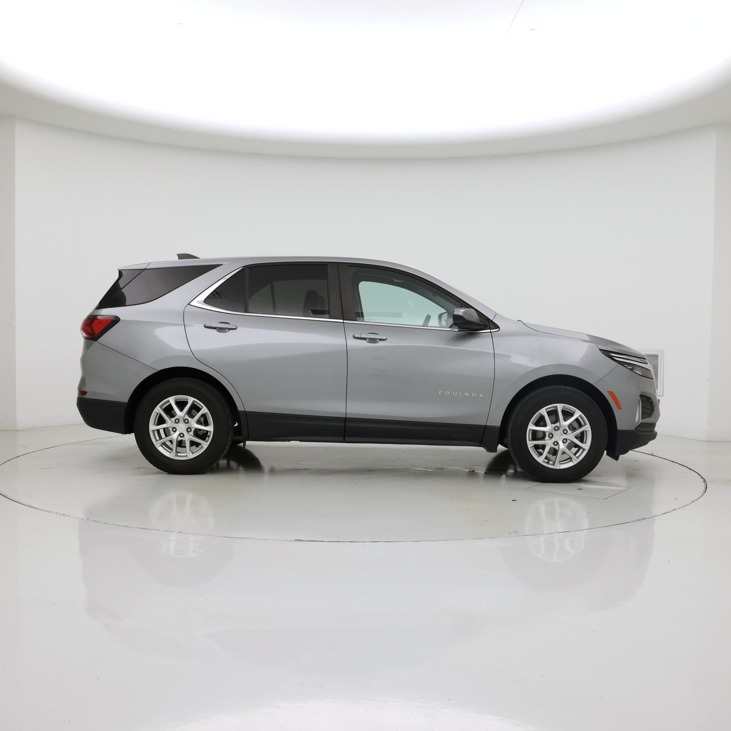 Thumbnail: 2023 Chevrolet Equinox - 7