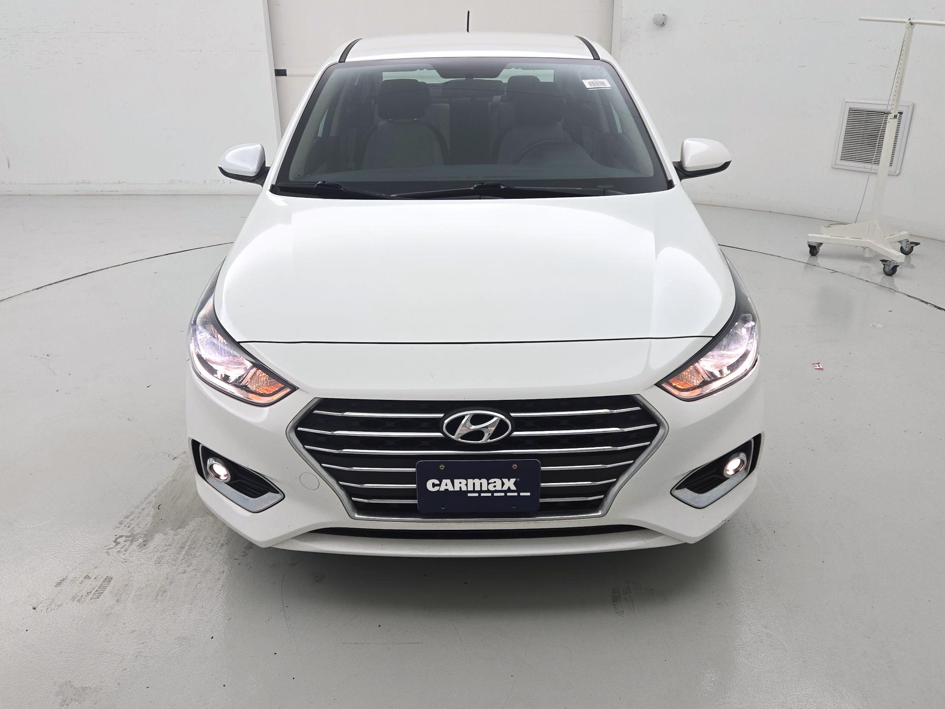 Thumbnail: 2022 Hyundai Accent - 2