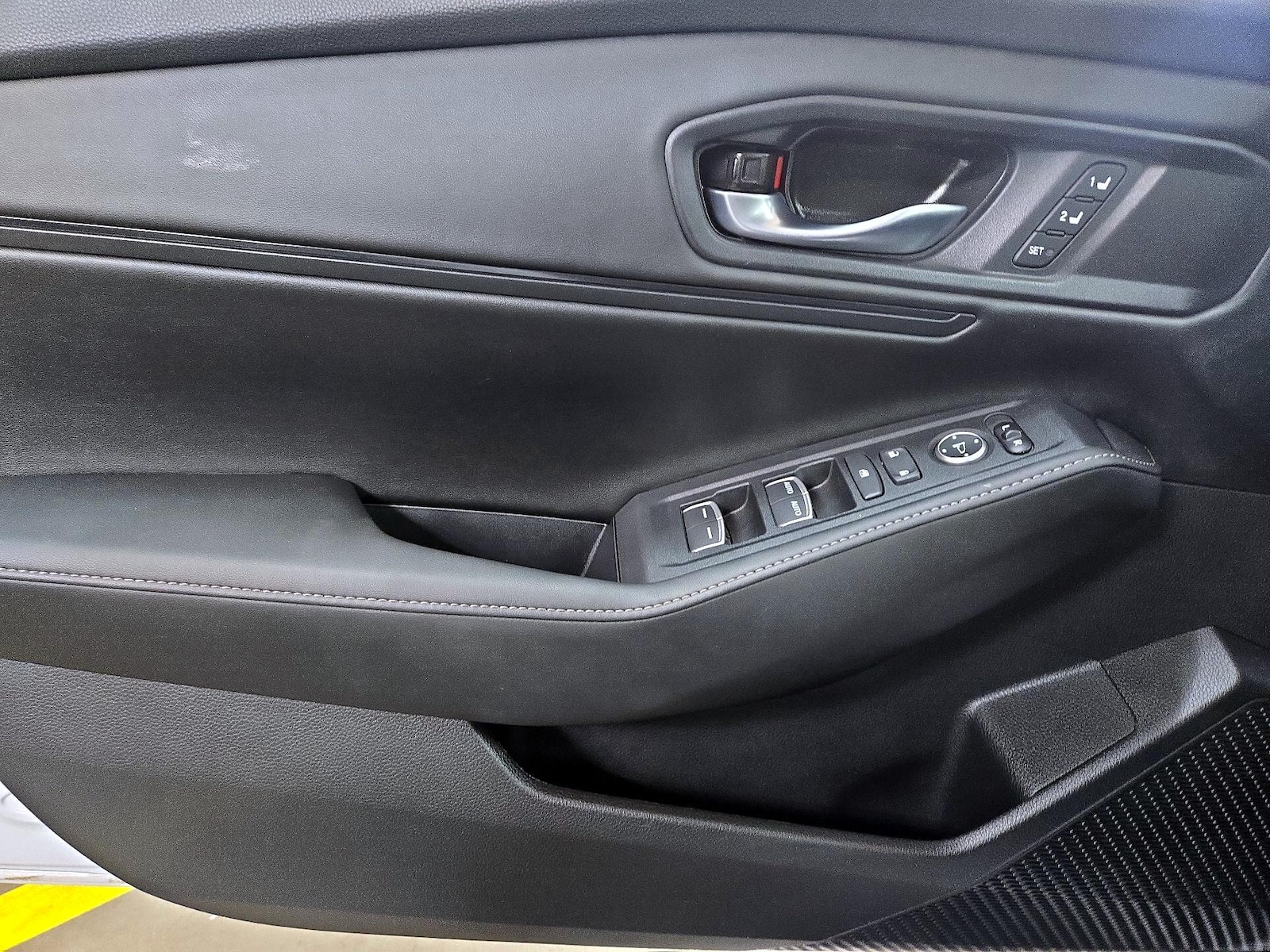 2025 Honda Accord Hybrid Sport-L - Photo 13