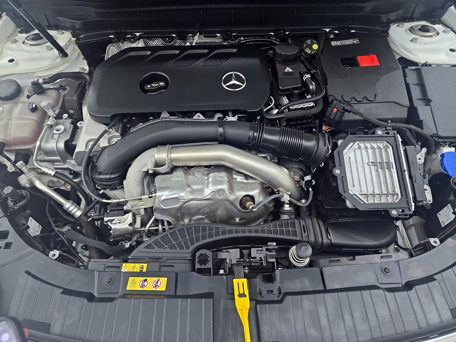 2025 Mercedes-Benz GLB Base - Photo 22