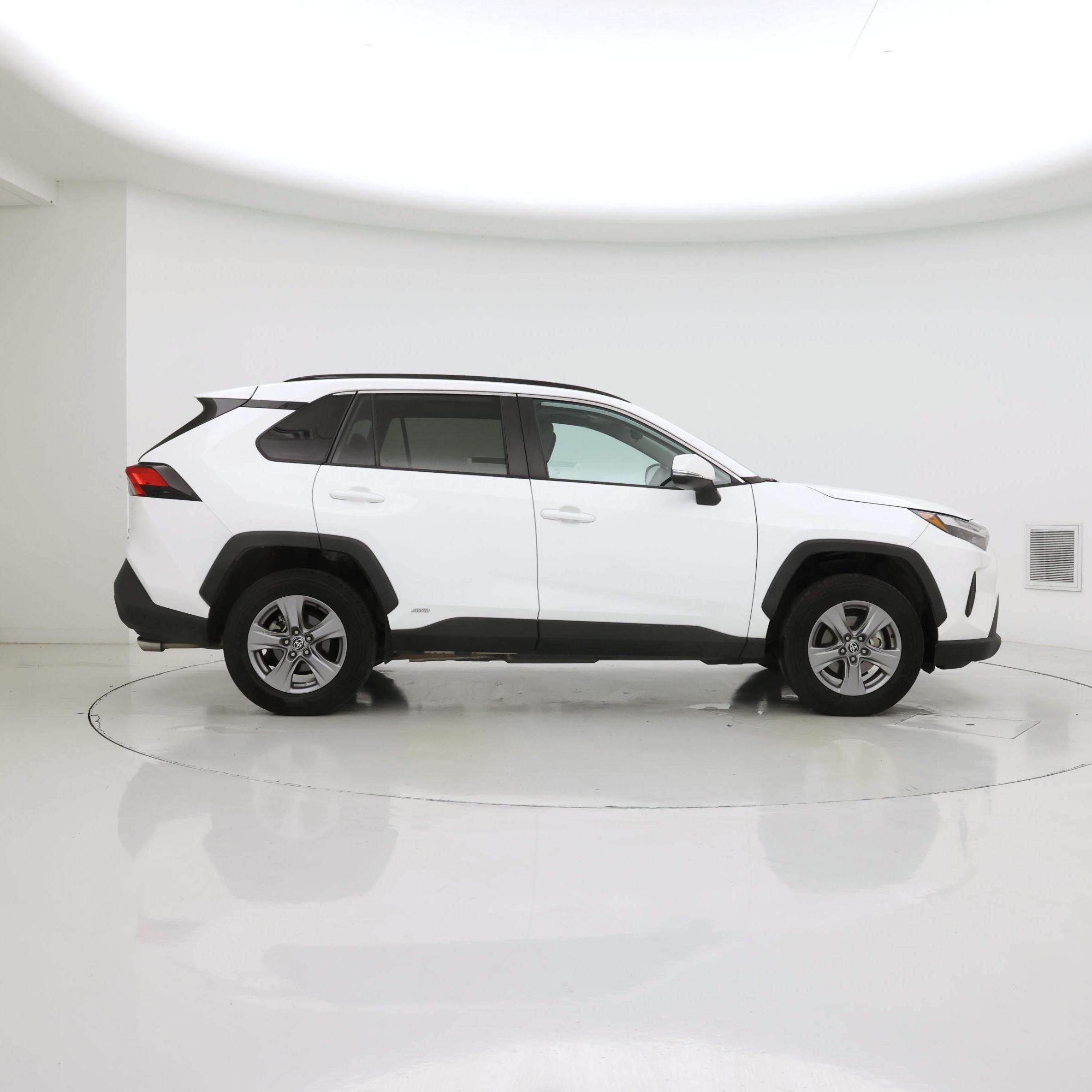 Thumbnail: 2022 Toyota RAV4 - 7