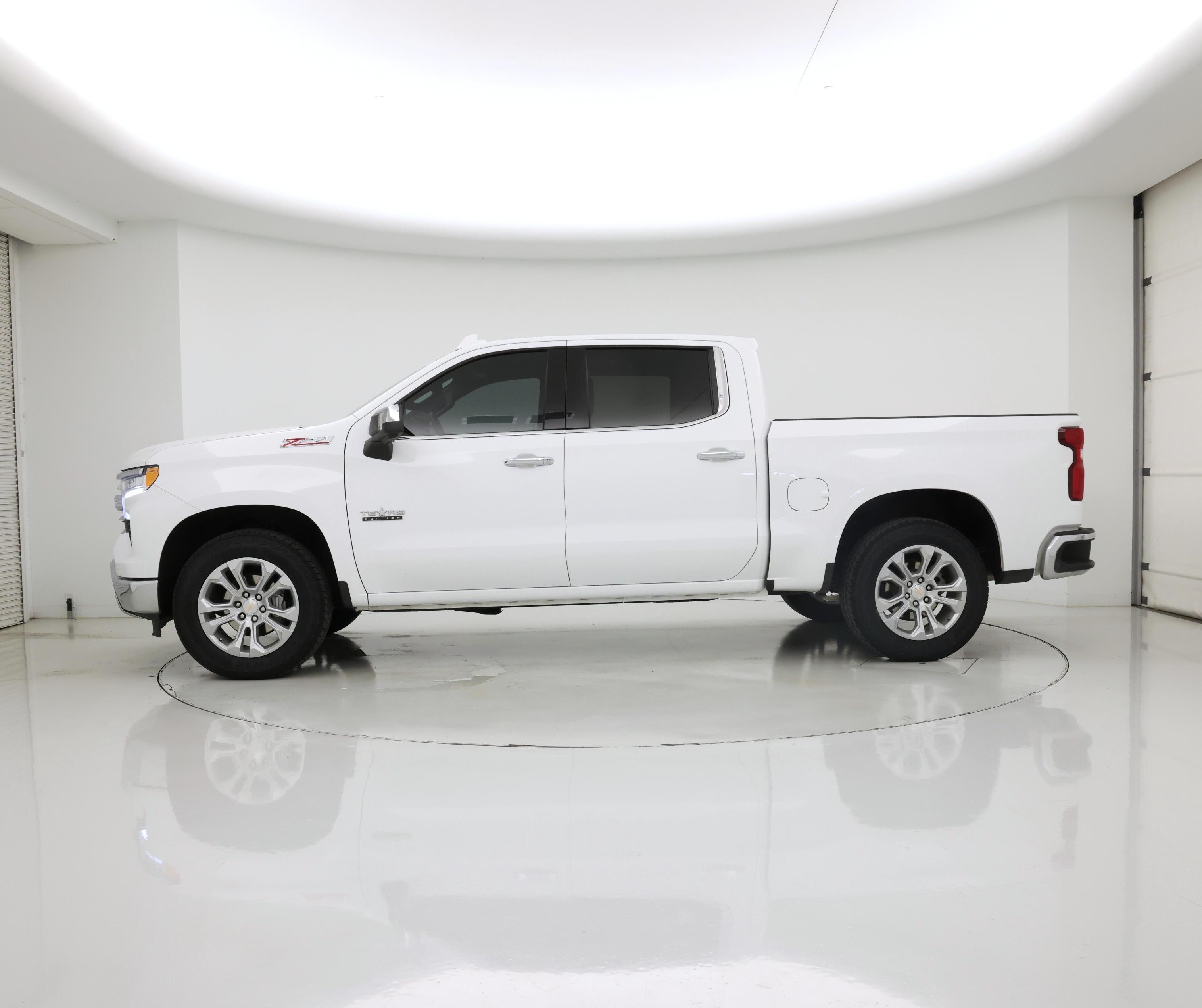 Thumbnail: 2025 Chevrolet Silverado 1500 - 3
