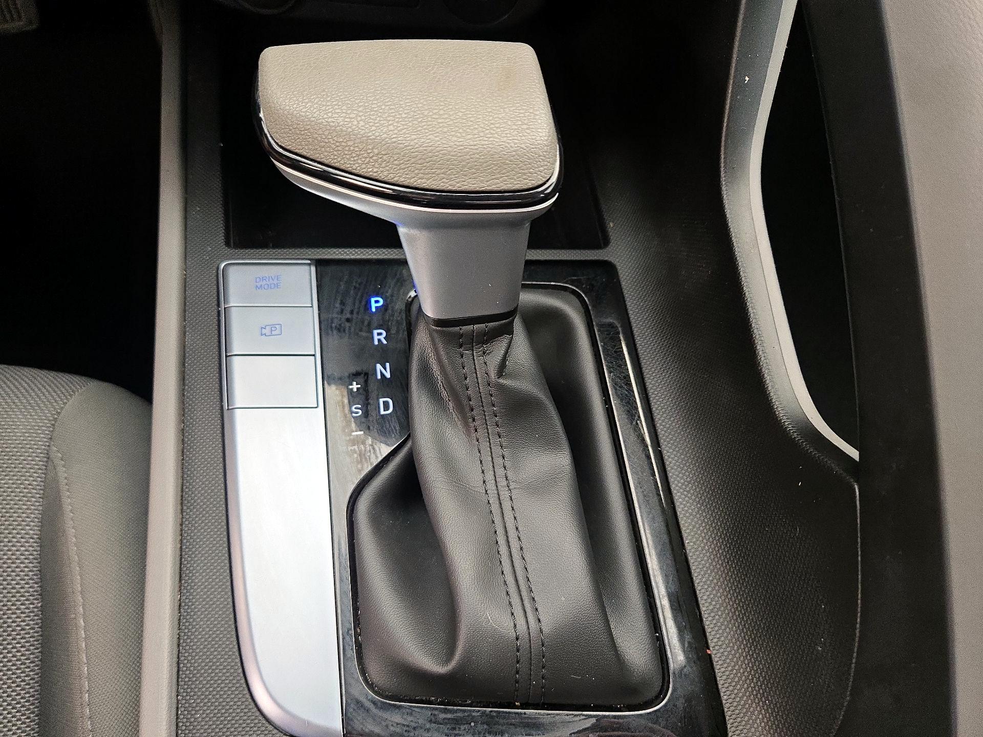 Thumbnail: 2026 Hyundai Elantra - 15