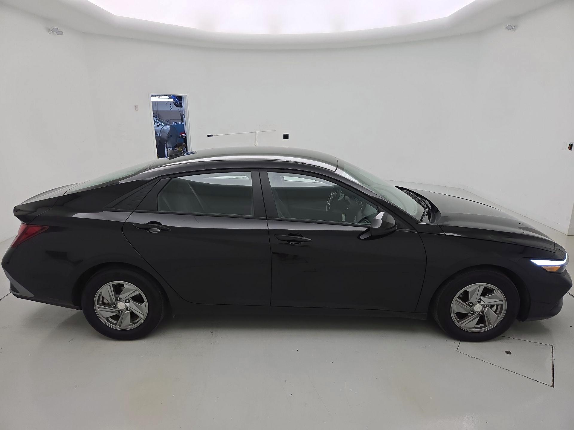 Thumbnail: 2026 Hyundai Elantra - 4