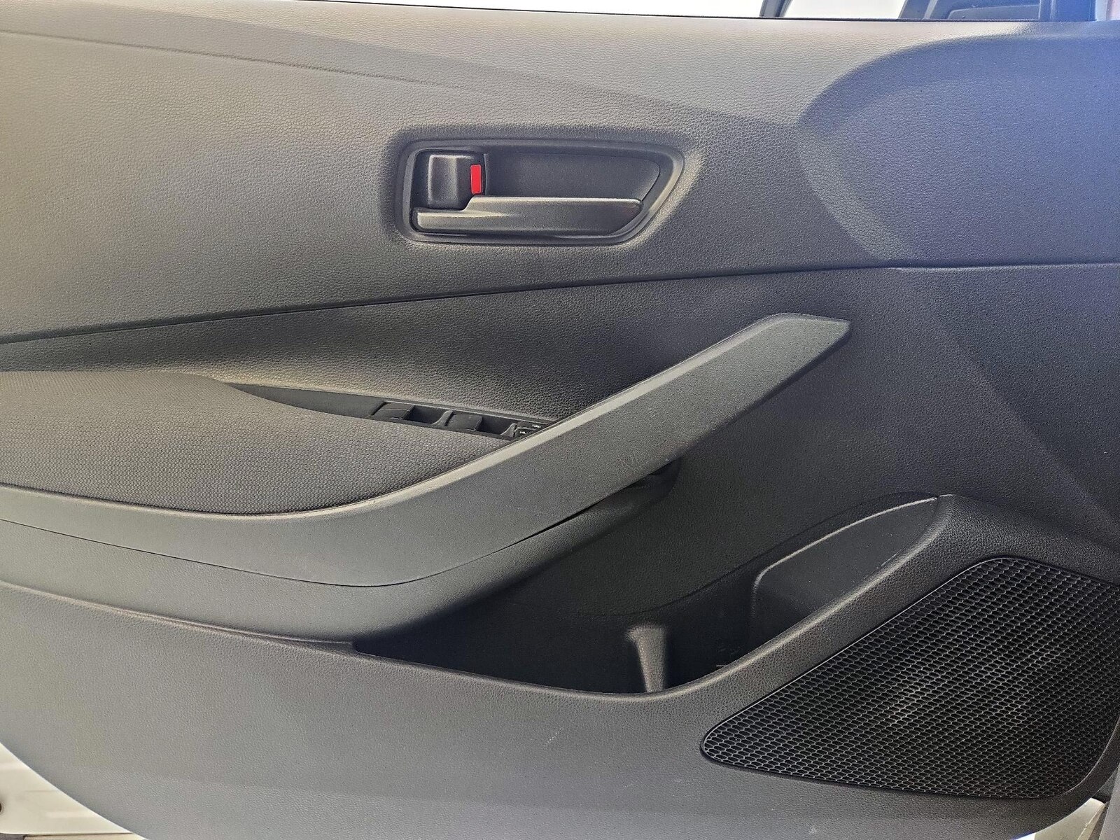 2024 Toyota Corolla LE, photo 13