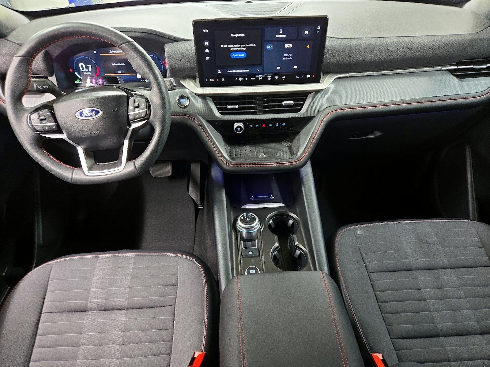 2025 Ford Explorer ST-LINE - Photo 10