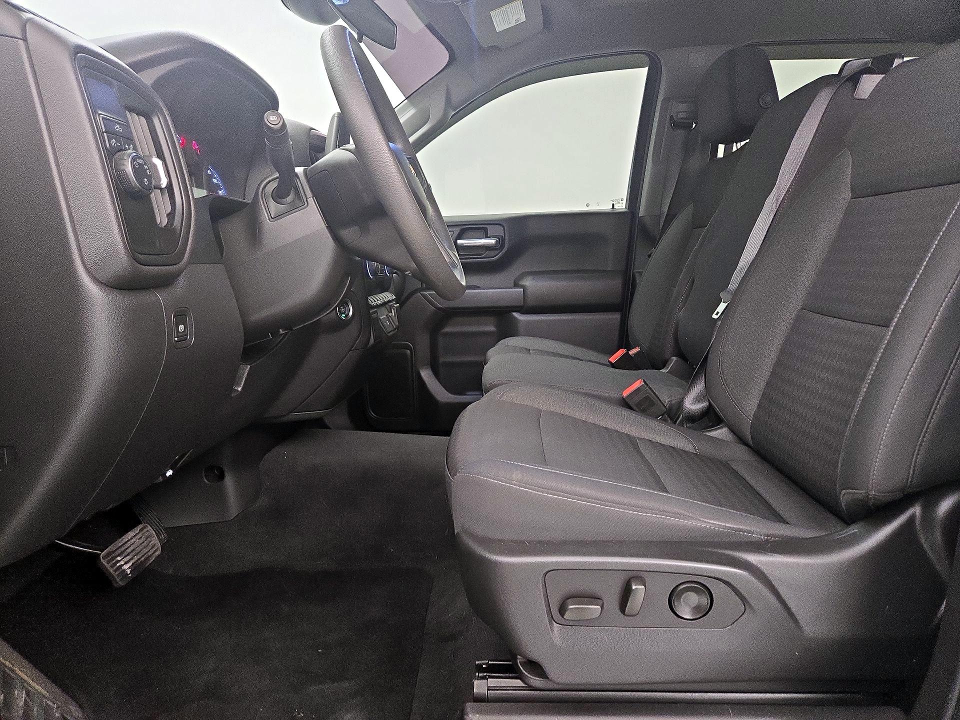 Thumbnail: 2023 Chevrolet Silverado 1500 - 11