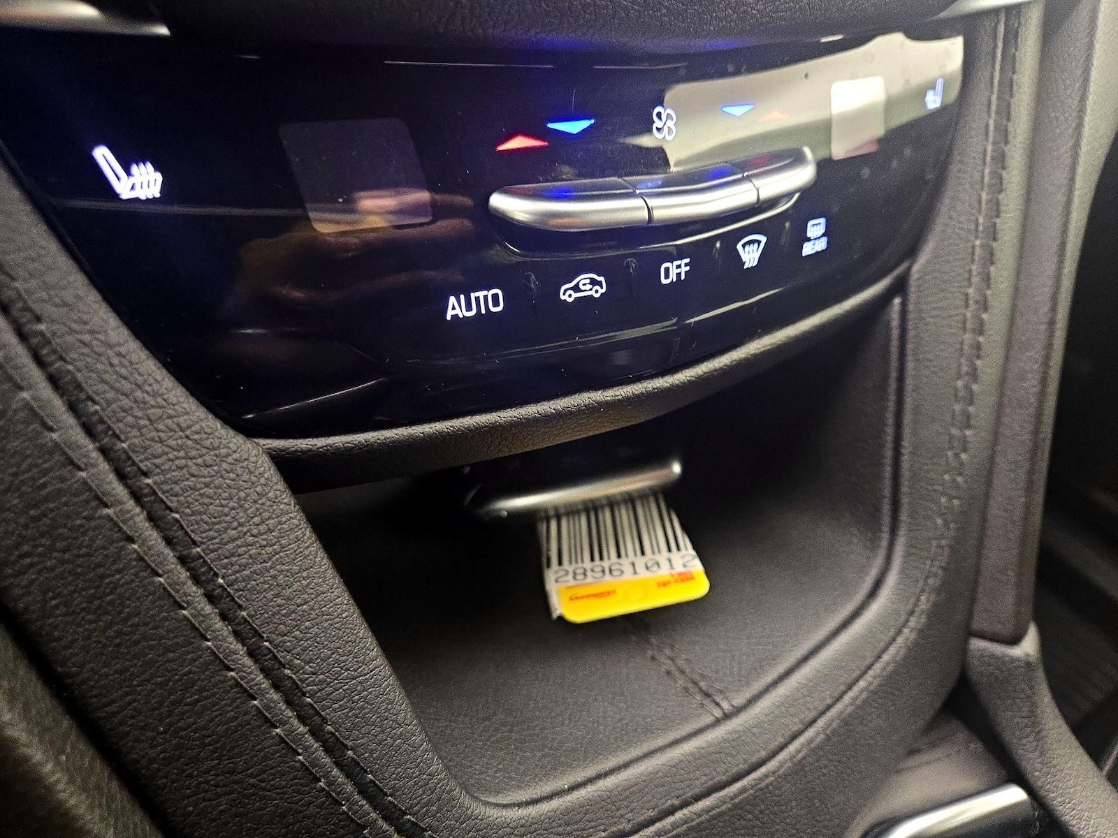 2024 Cadillac XT6 Luxury - Photo 17