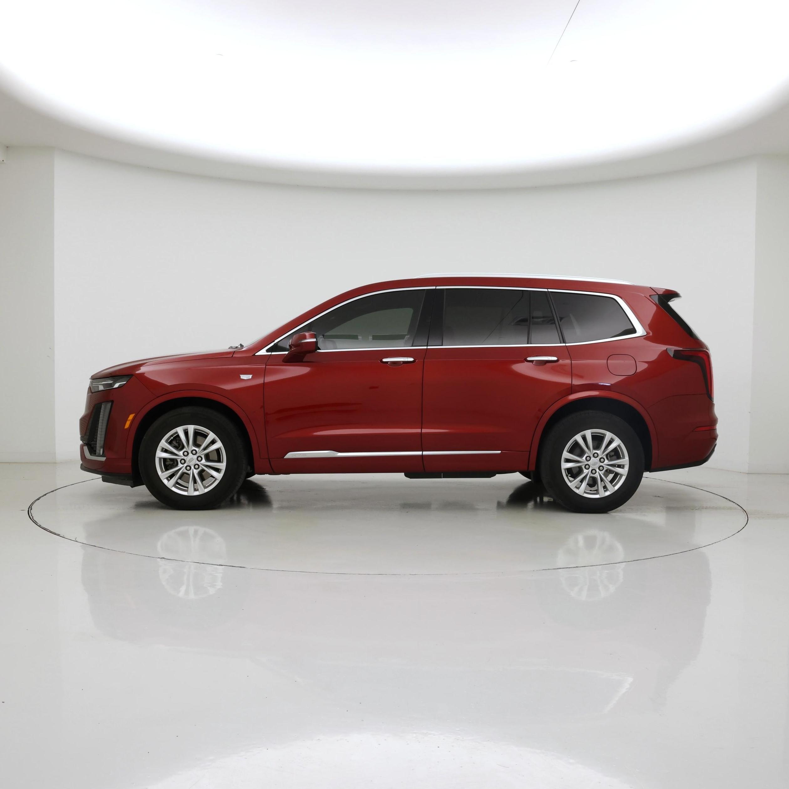 Thumbnail: 2024 Cadillac XT6 - 3