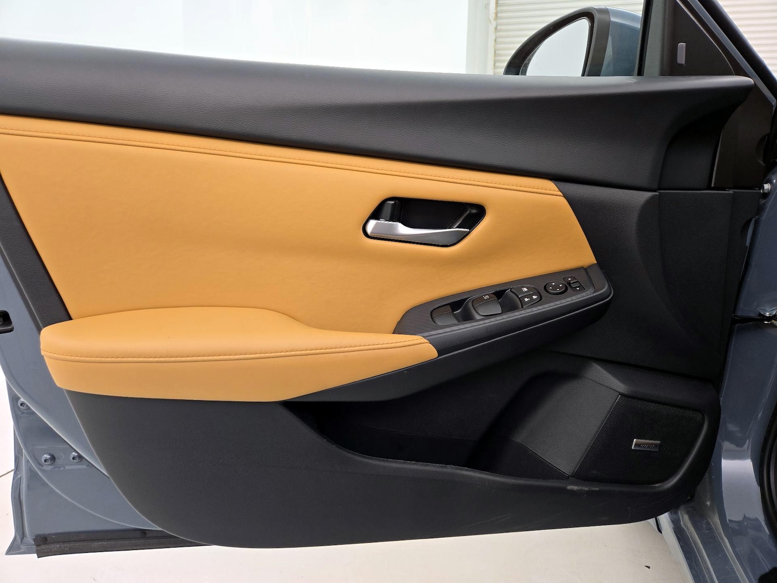 2025 Nissan Sentra SV - Photo 13