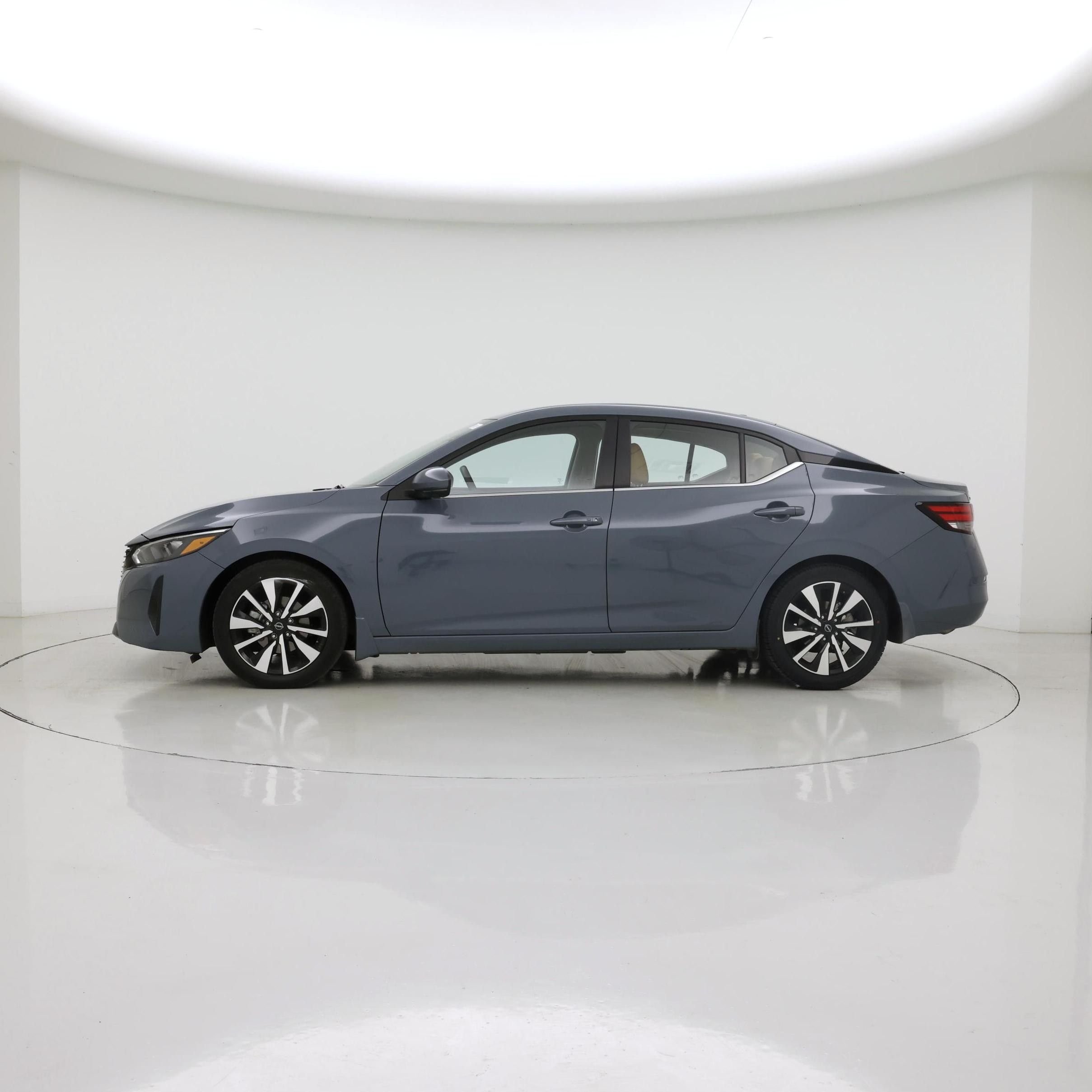Thumbnail: 2025 Nissan Sentra - 3