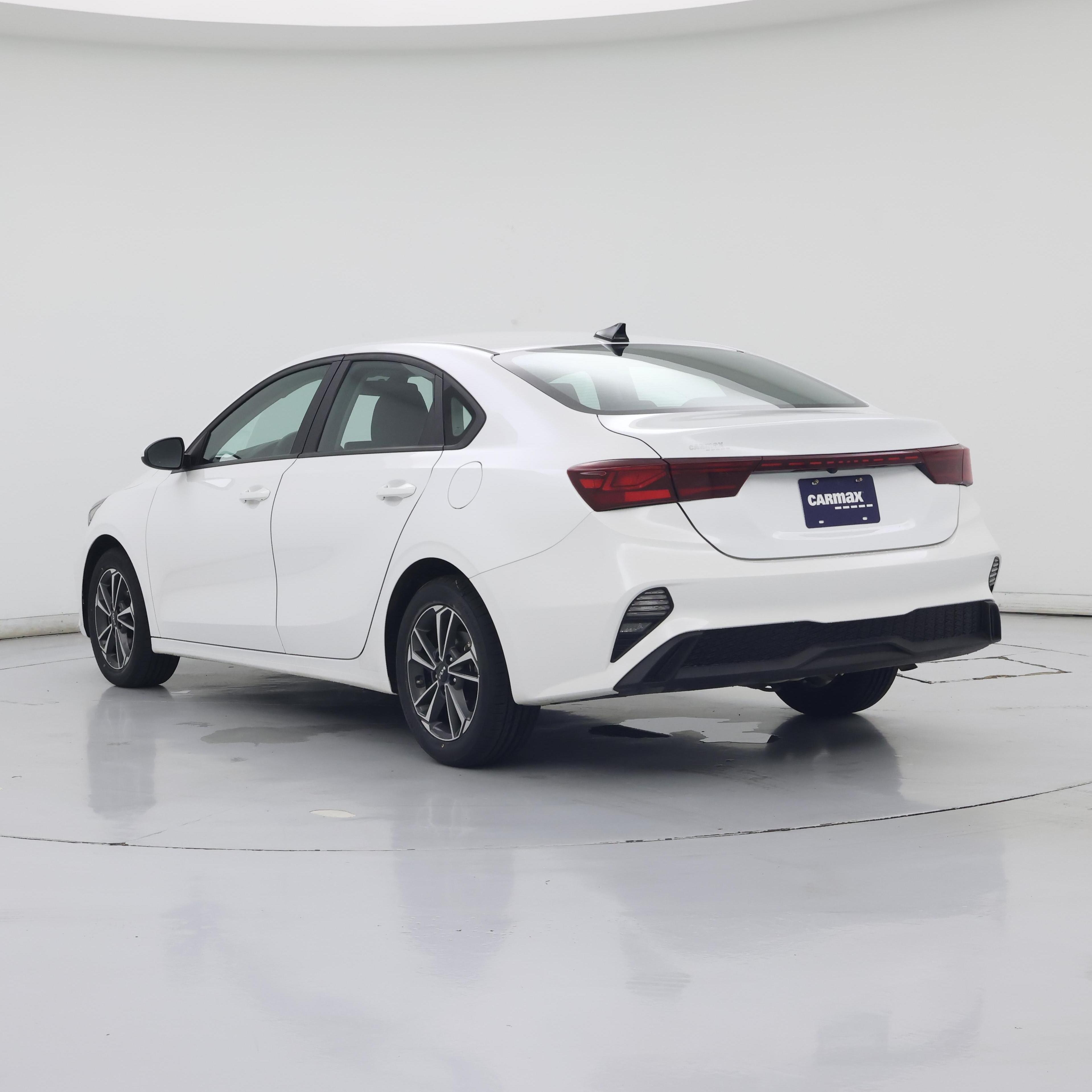 Thumbnail: 2024 Kia Forte - 2