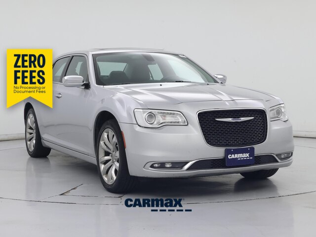 Silver 2020 Chrysler 300 Sedan Rear-Wheel Drive Automatic