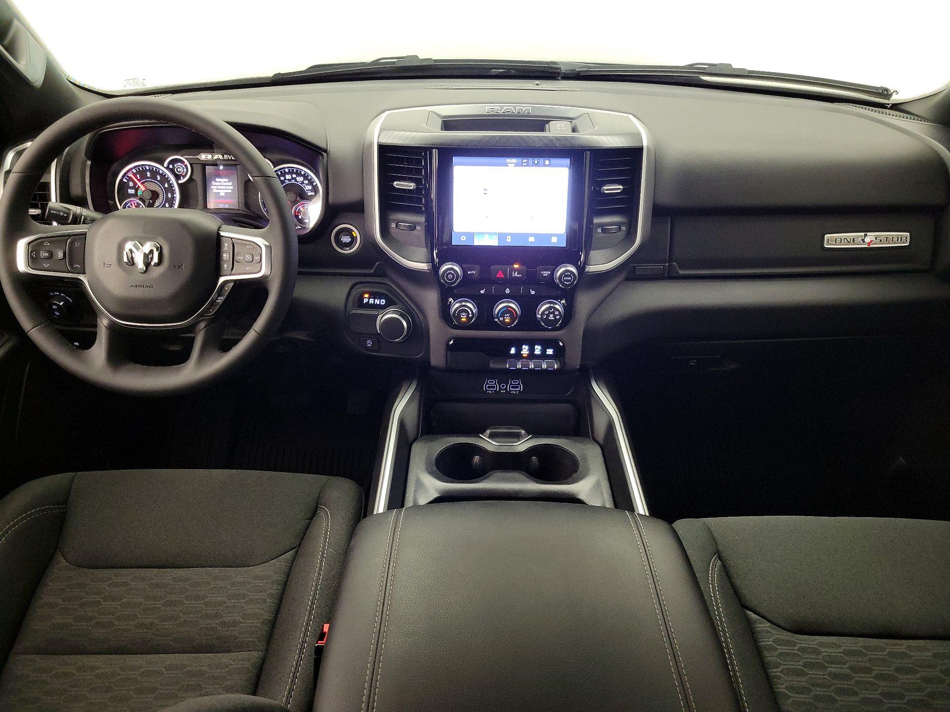 Thumbnail: 2025 RAM 1500 - 9