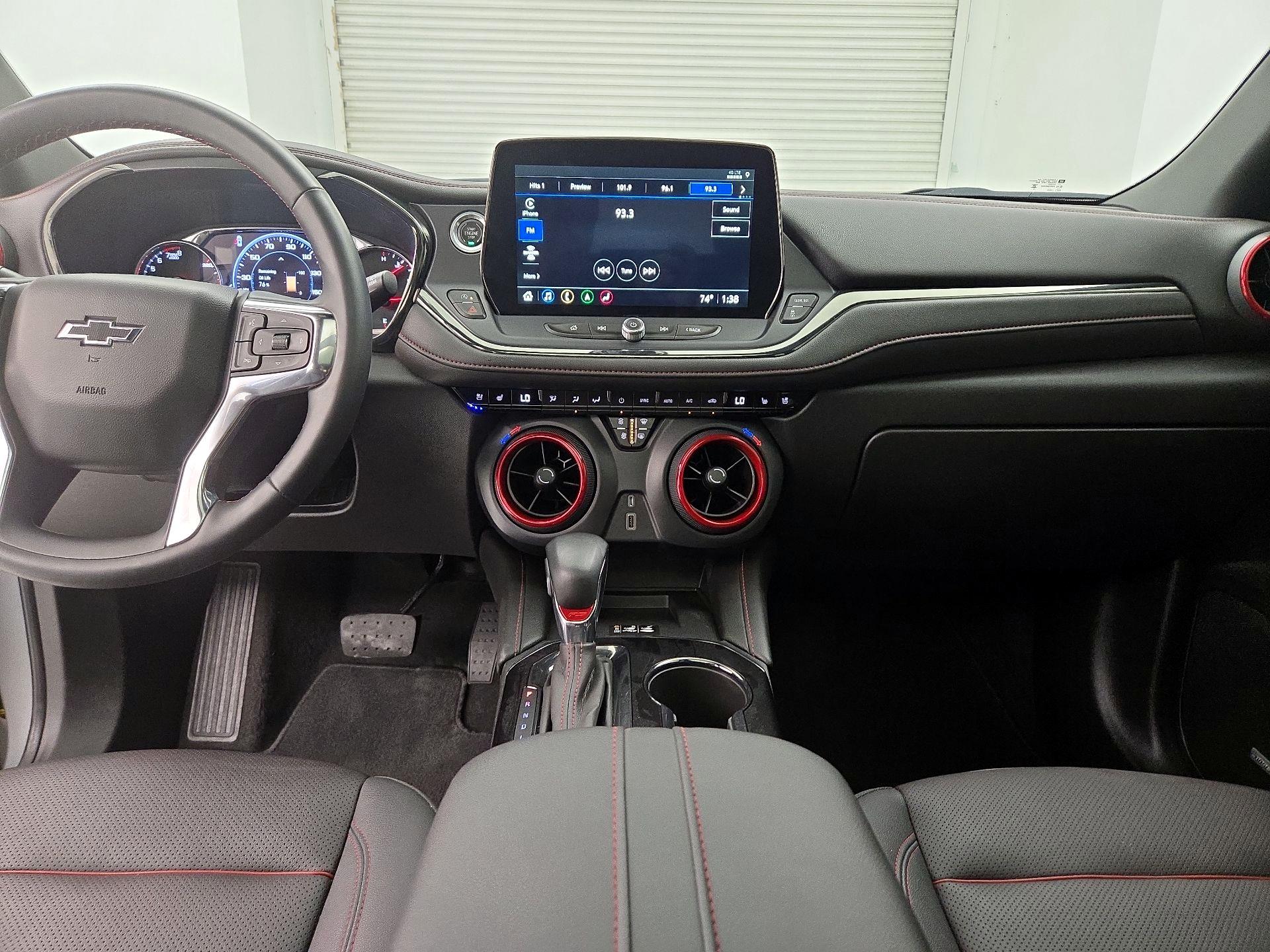 Thumbnail: 2023 Chevrolet Blazer - 9