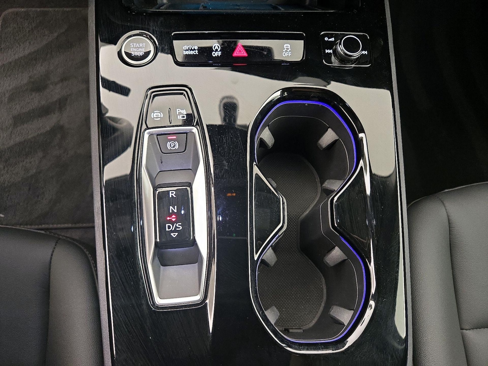 2025 Audi New A5 Premium - Photo 17