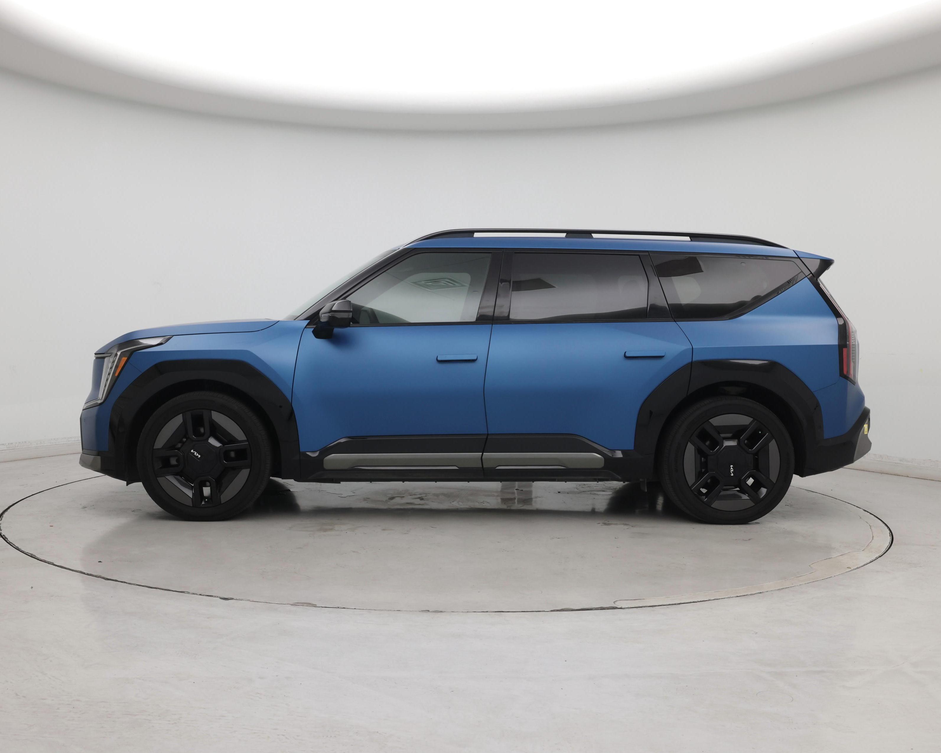Thumbnail: 2024 Kia EV9 - 3