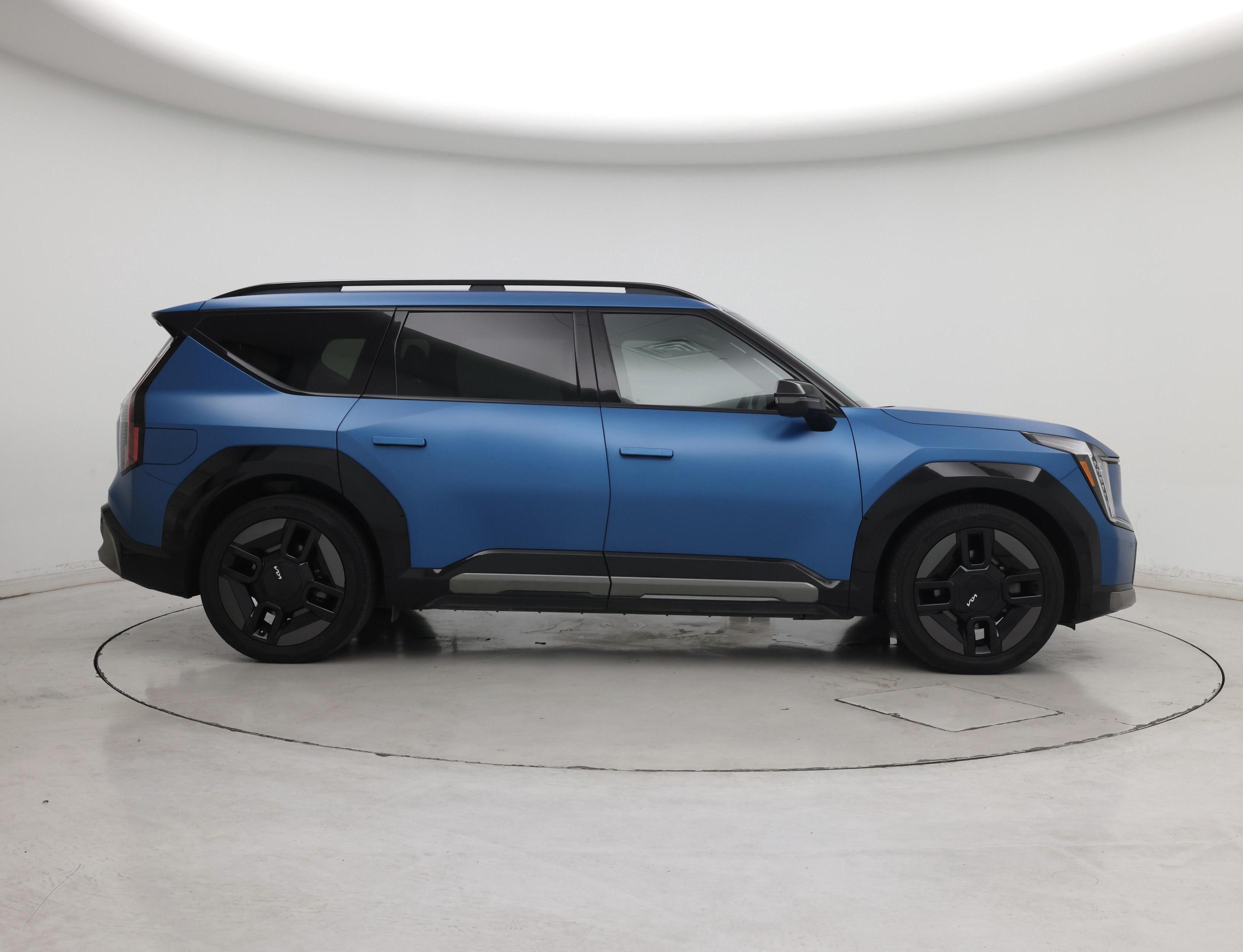 Thumbnail: 2024 Kia EV9 - 7
