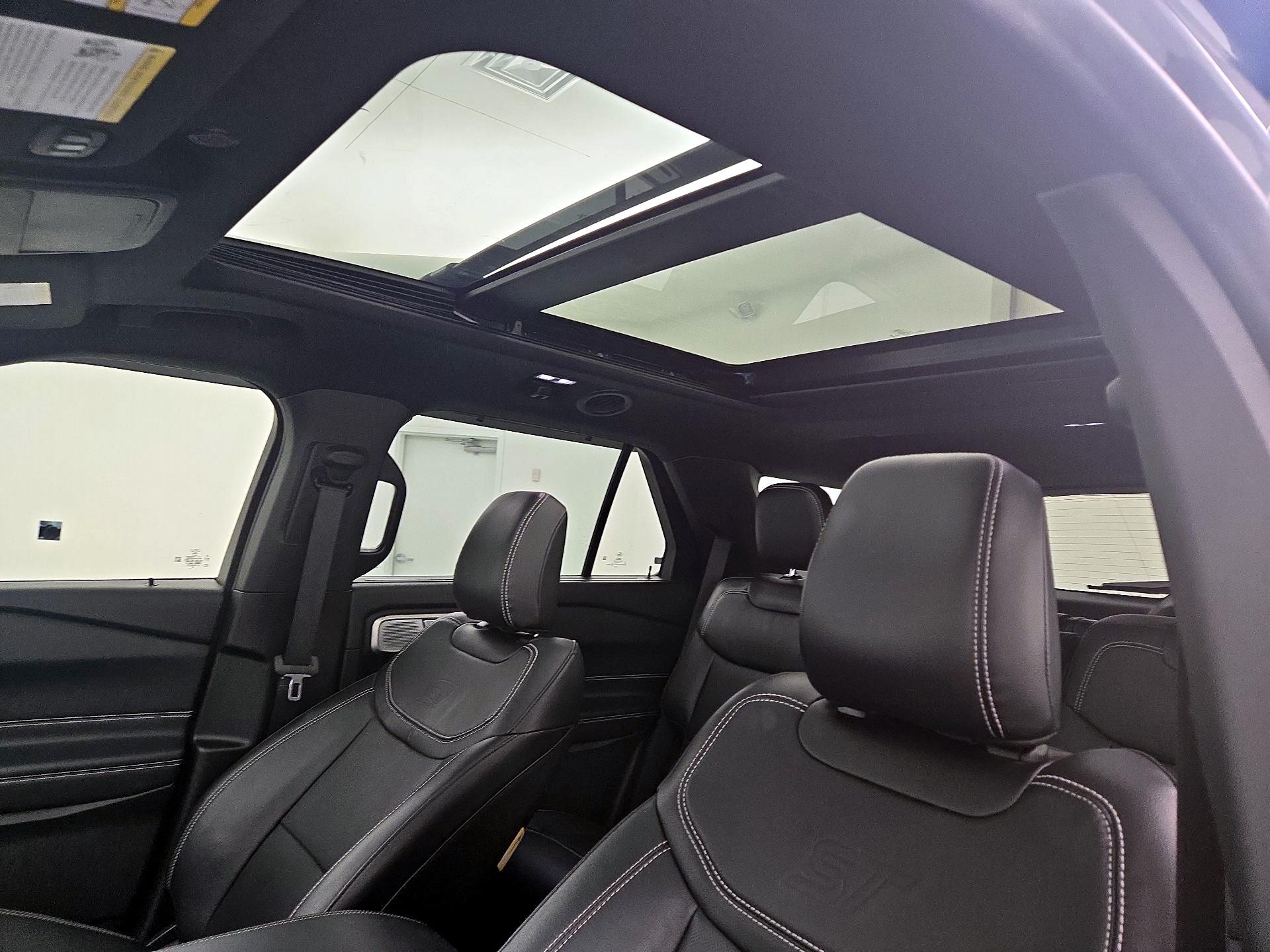 Thumbnail: 2022 Ford Explorer - 17