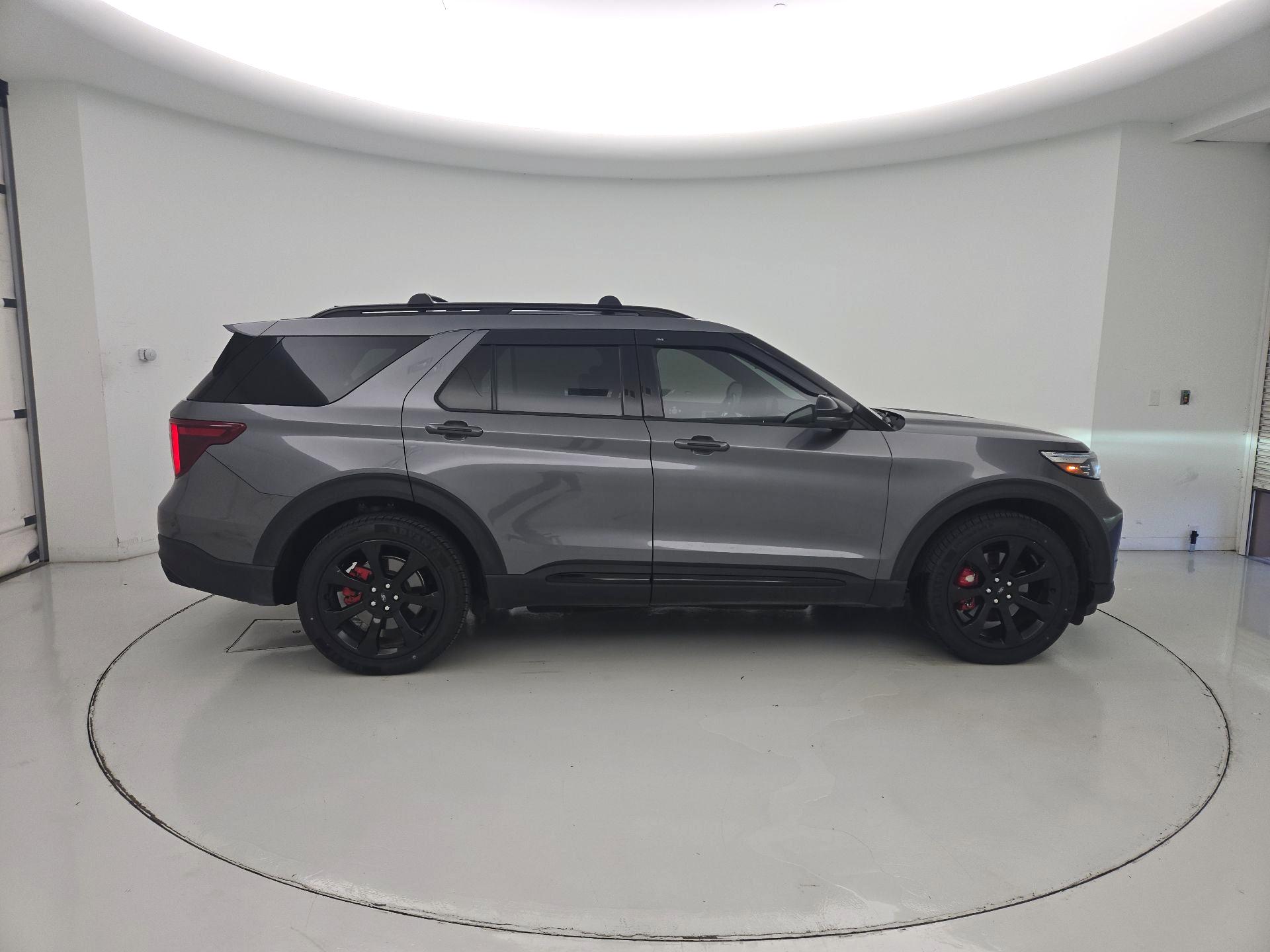 Thumbnail: 2022 Ford Explorer - 4