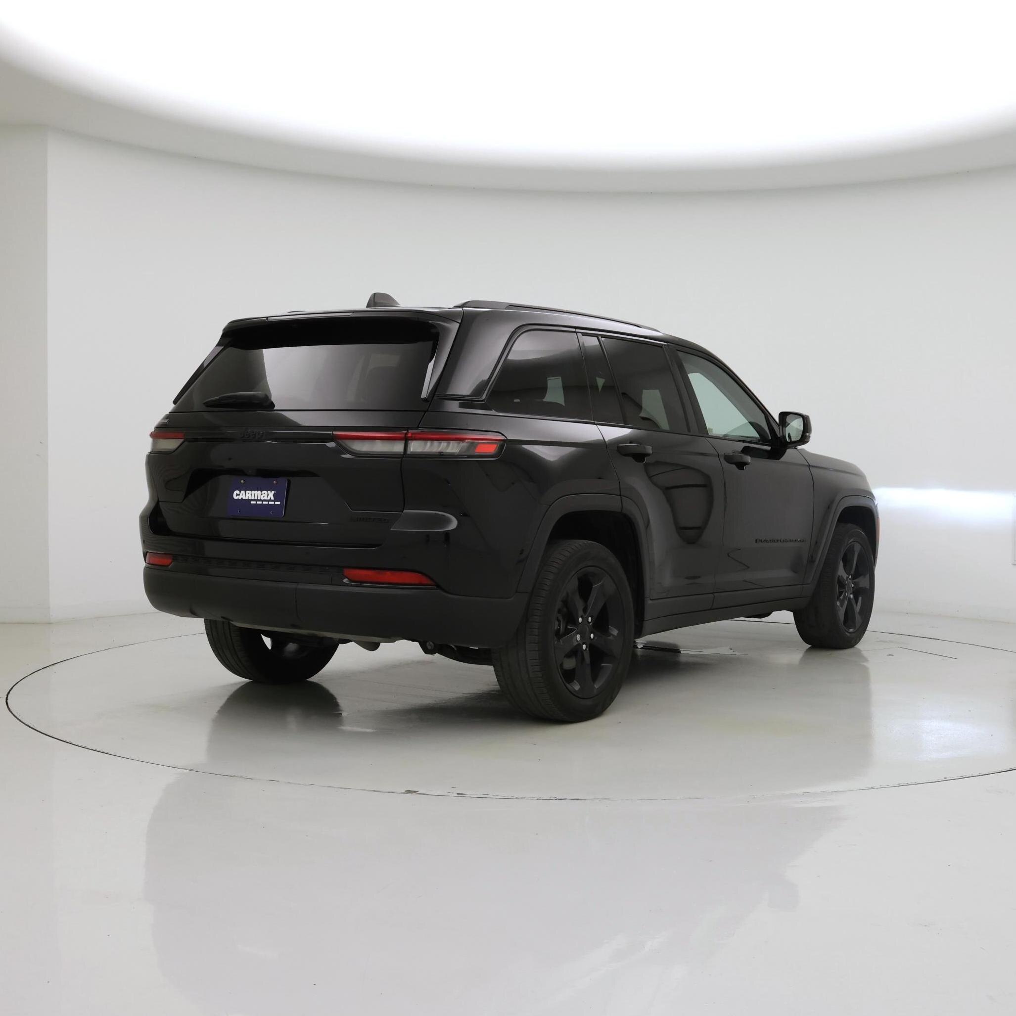 Thumbnail: 2023 Jeep Grand Cherokee - 8