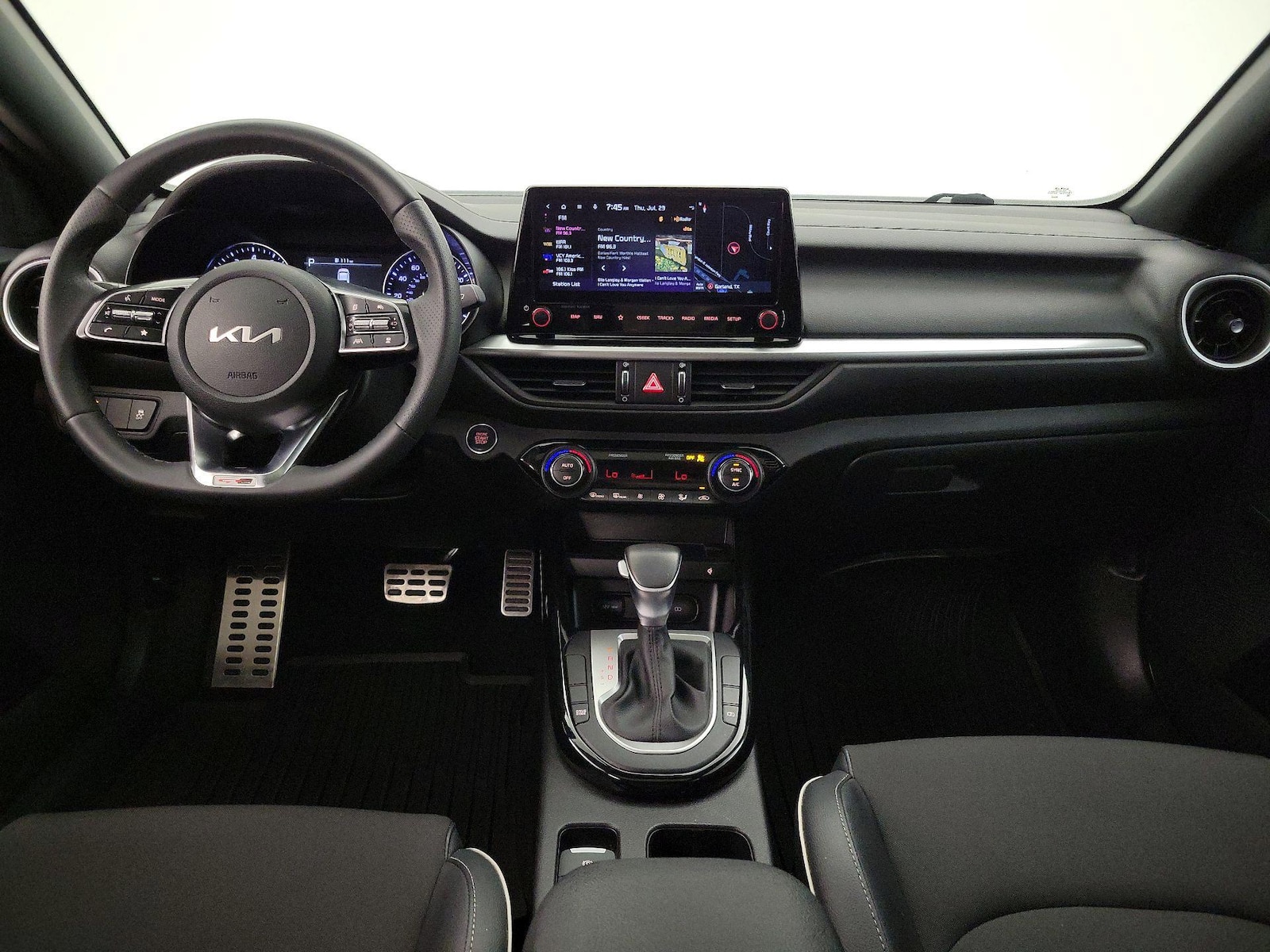 2024 Kia Forte GT-Line - Photo 10