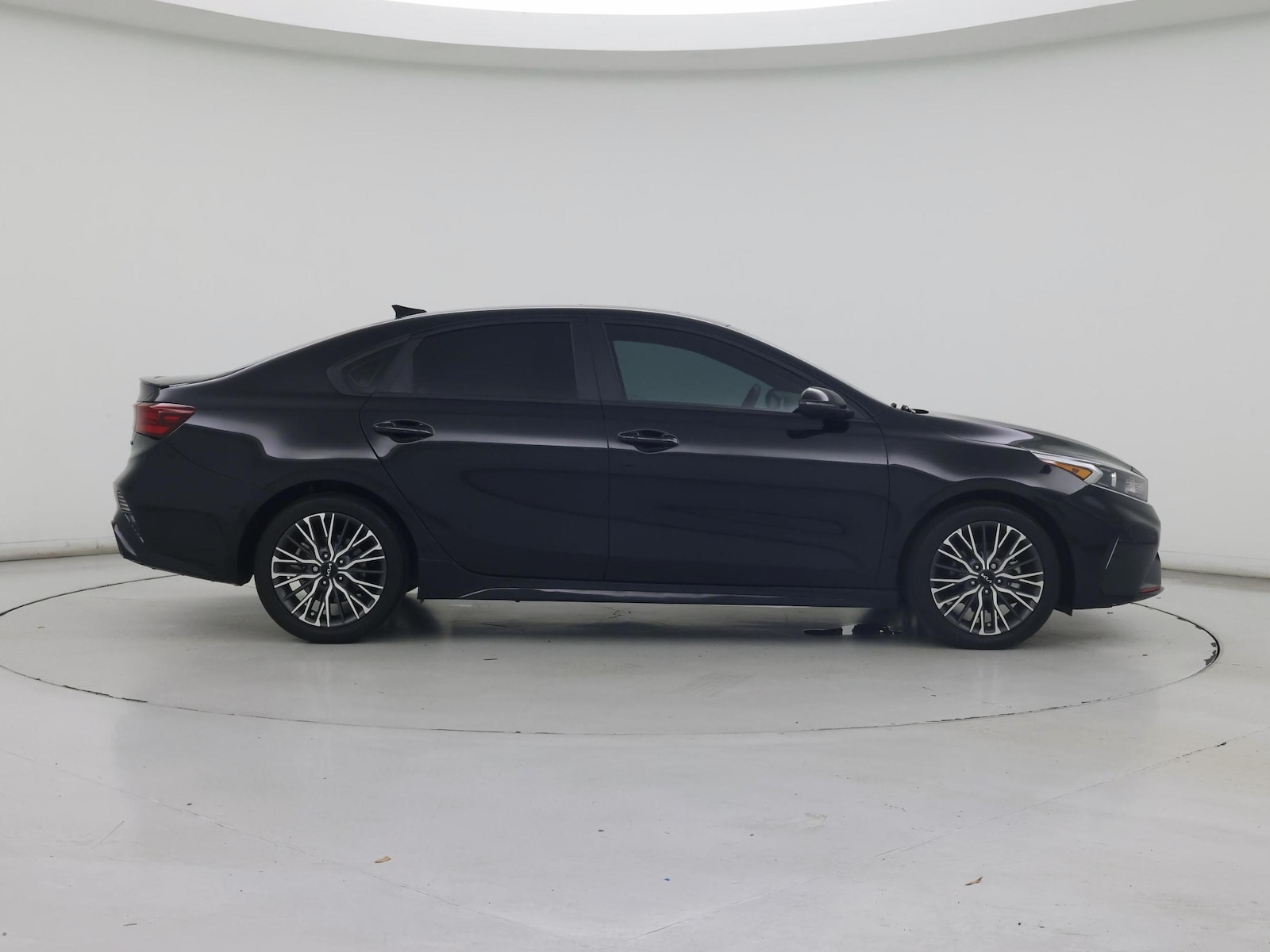 2024 Kia Forte GT-Line - Photo 8