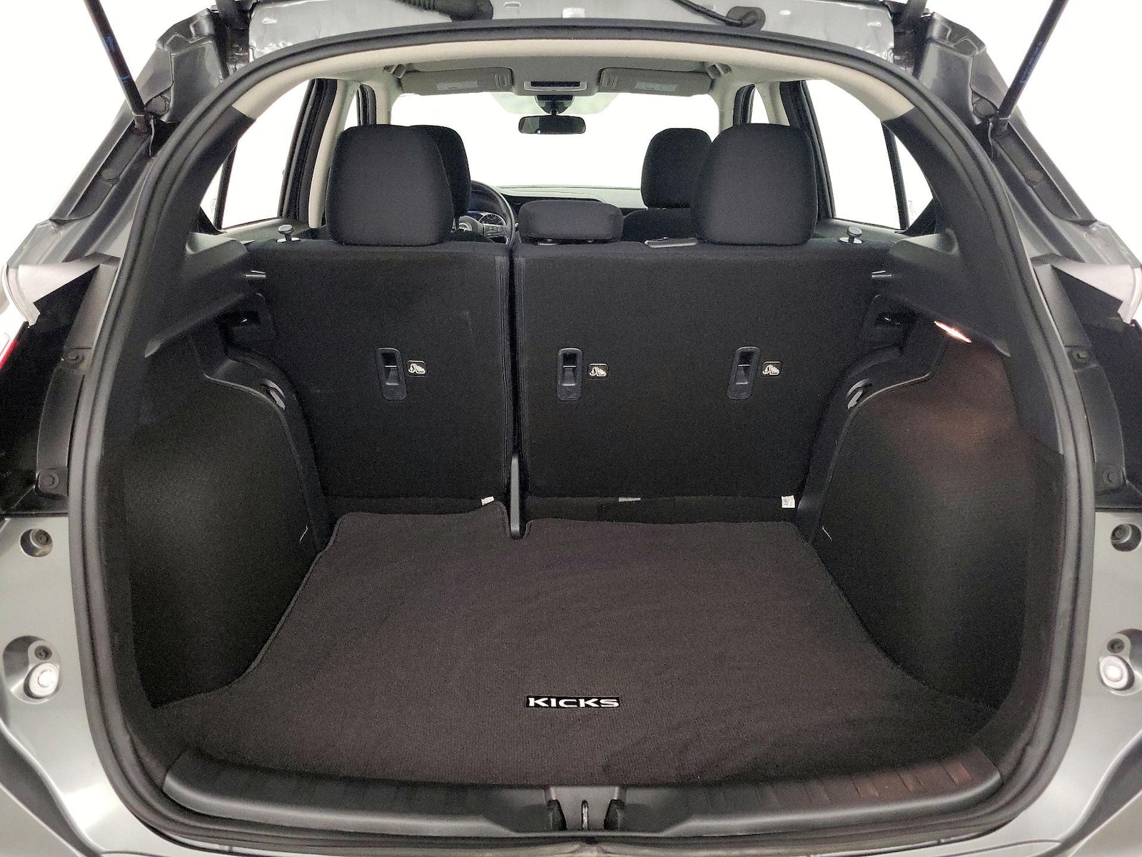 2025 Nissan KICKS PLAY Base - Photo 21